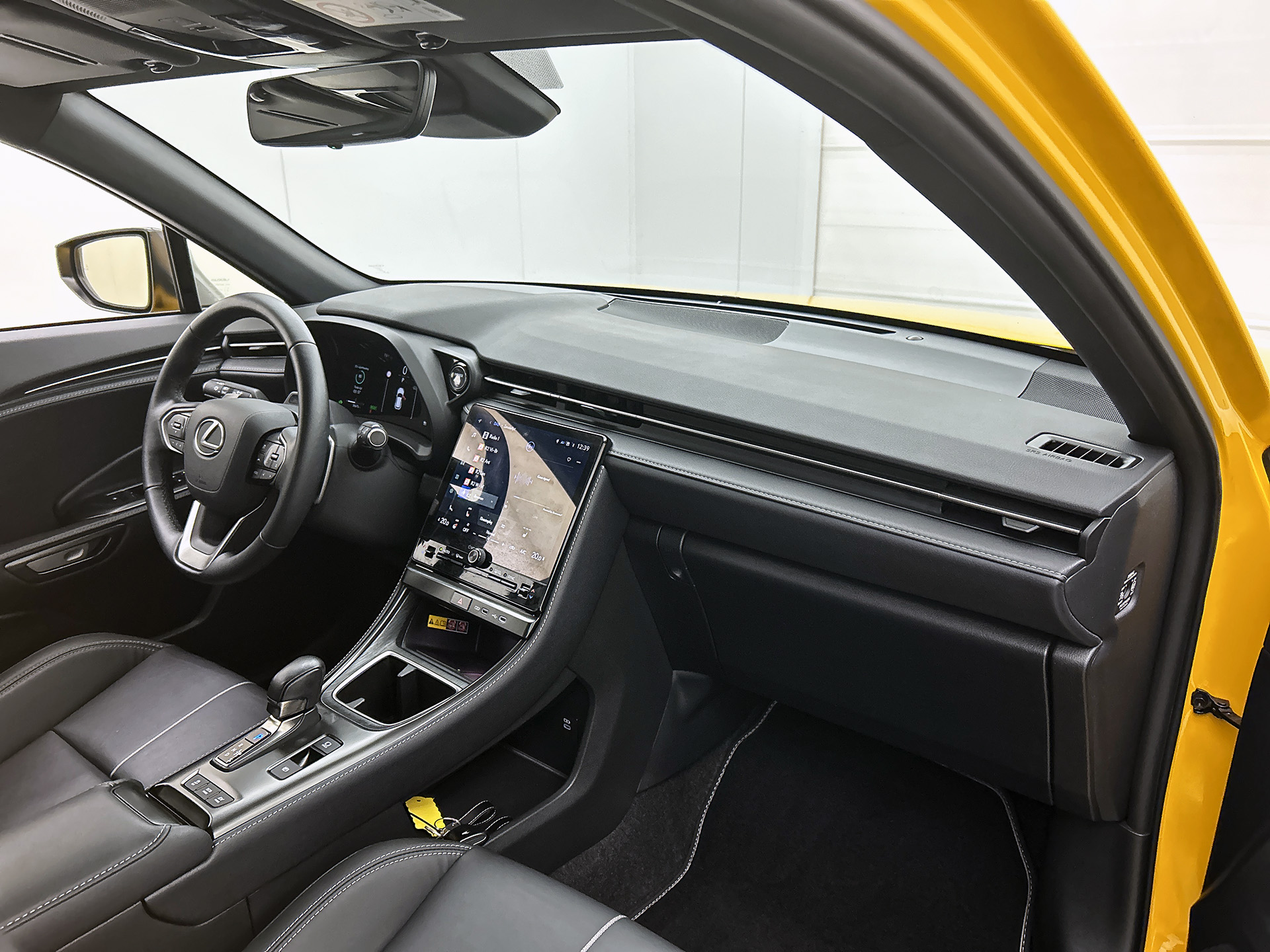 Foto van Lexus Lexus LBX