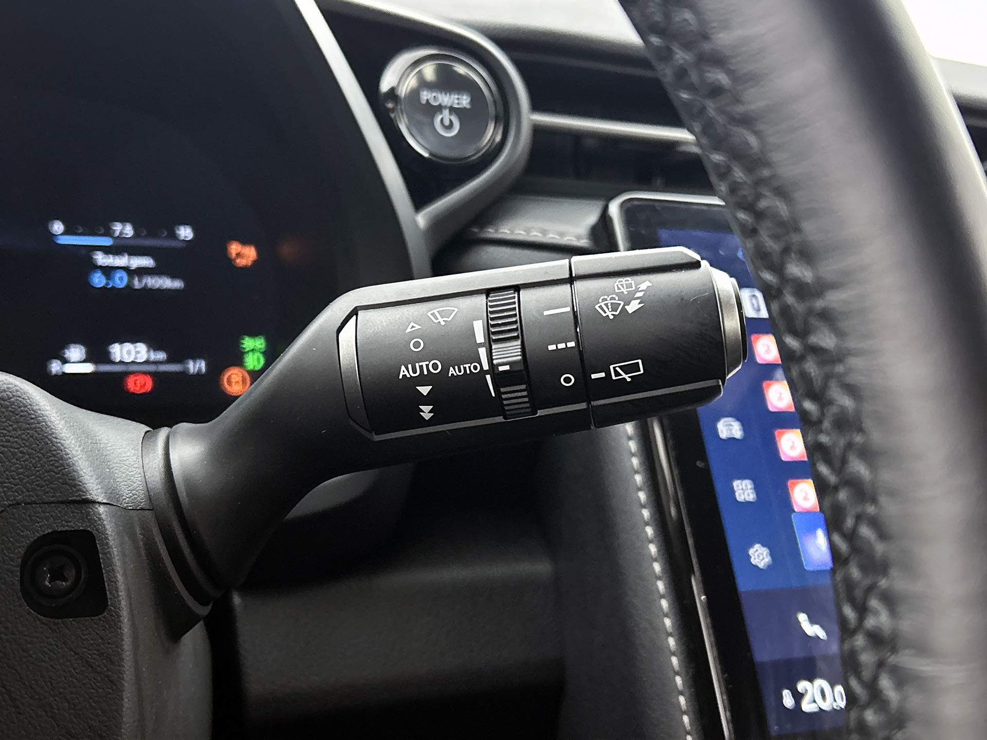 Foto van Lexus Lexus LBX
