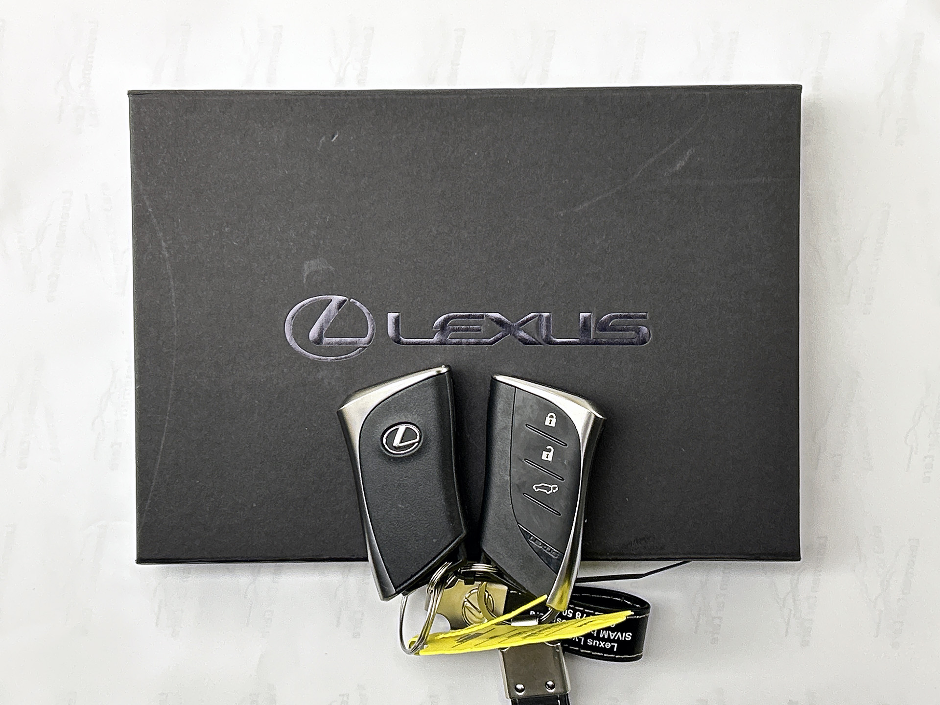 Foto van Lexus Lexus LBX