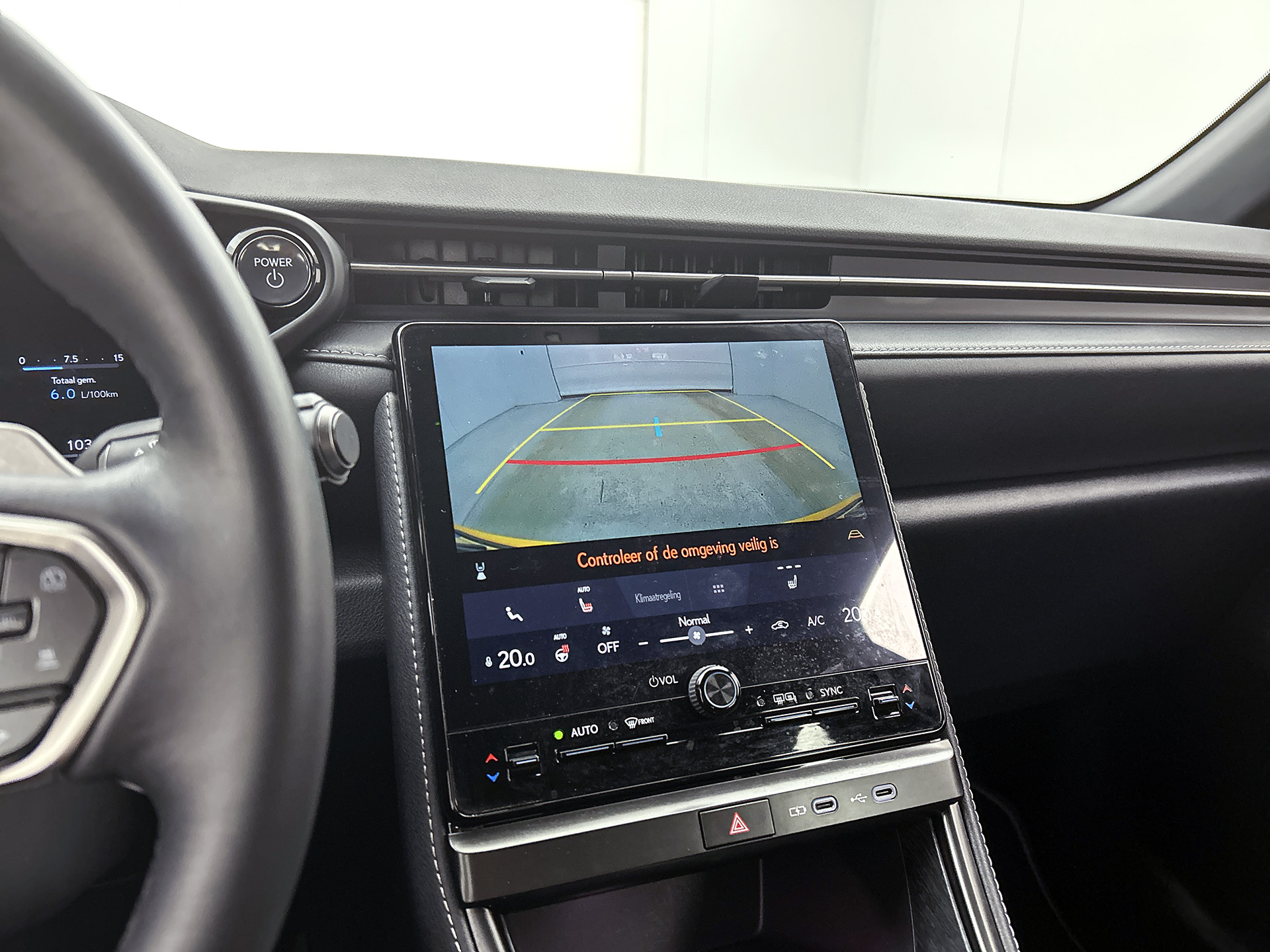 Foto van Lexus Lexus LBX