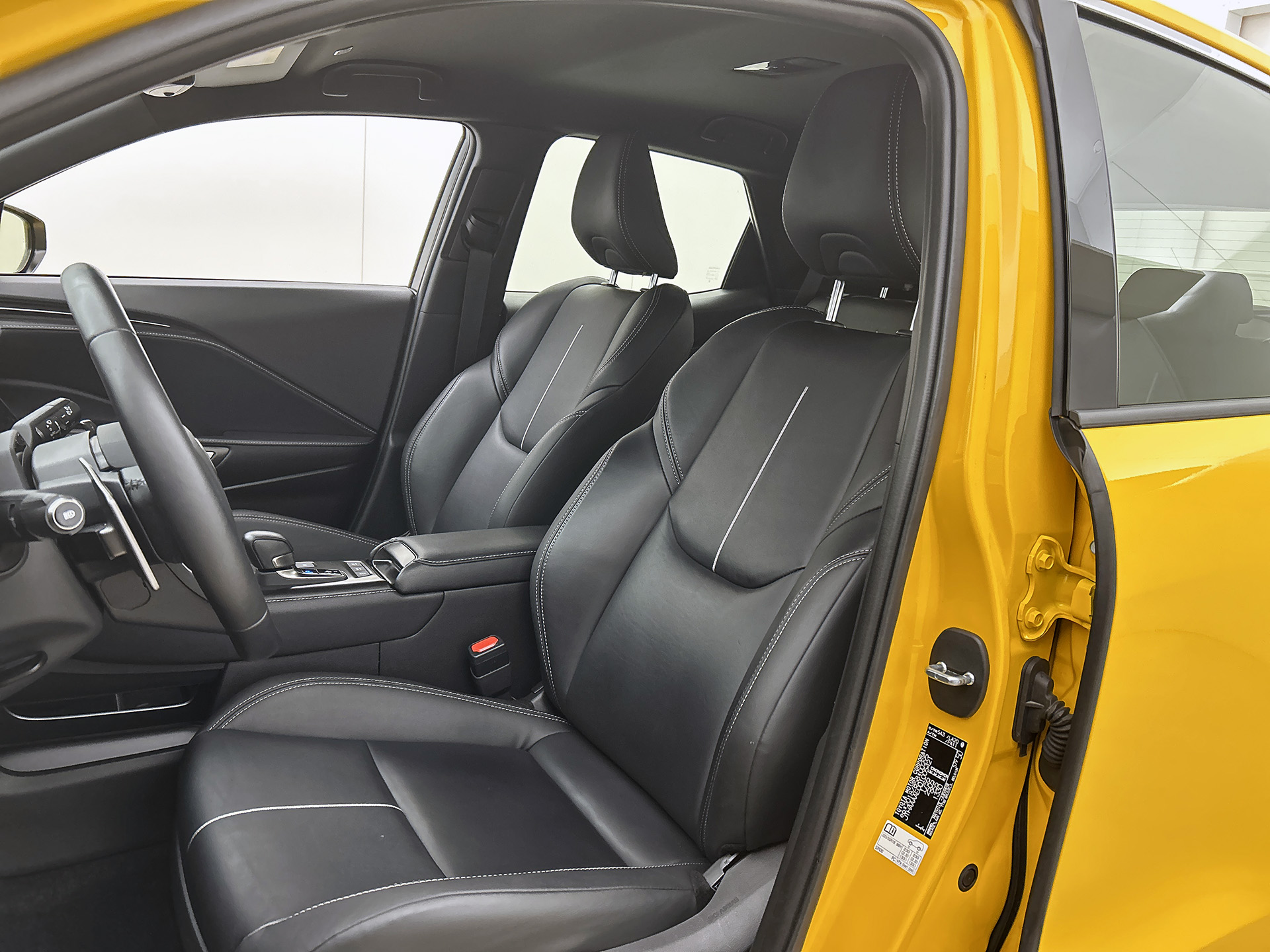 Foto van Lexus Lexus LBX