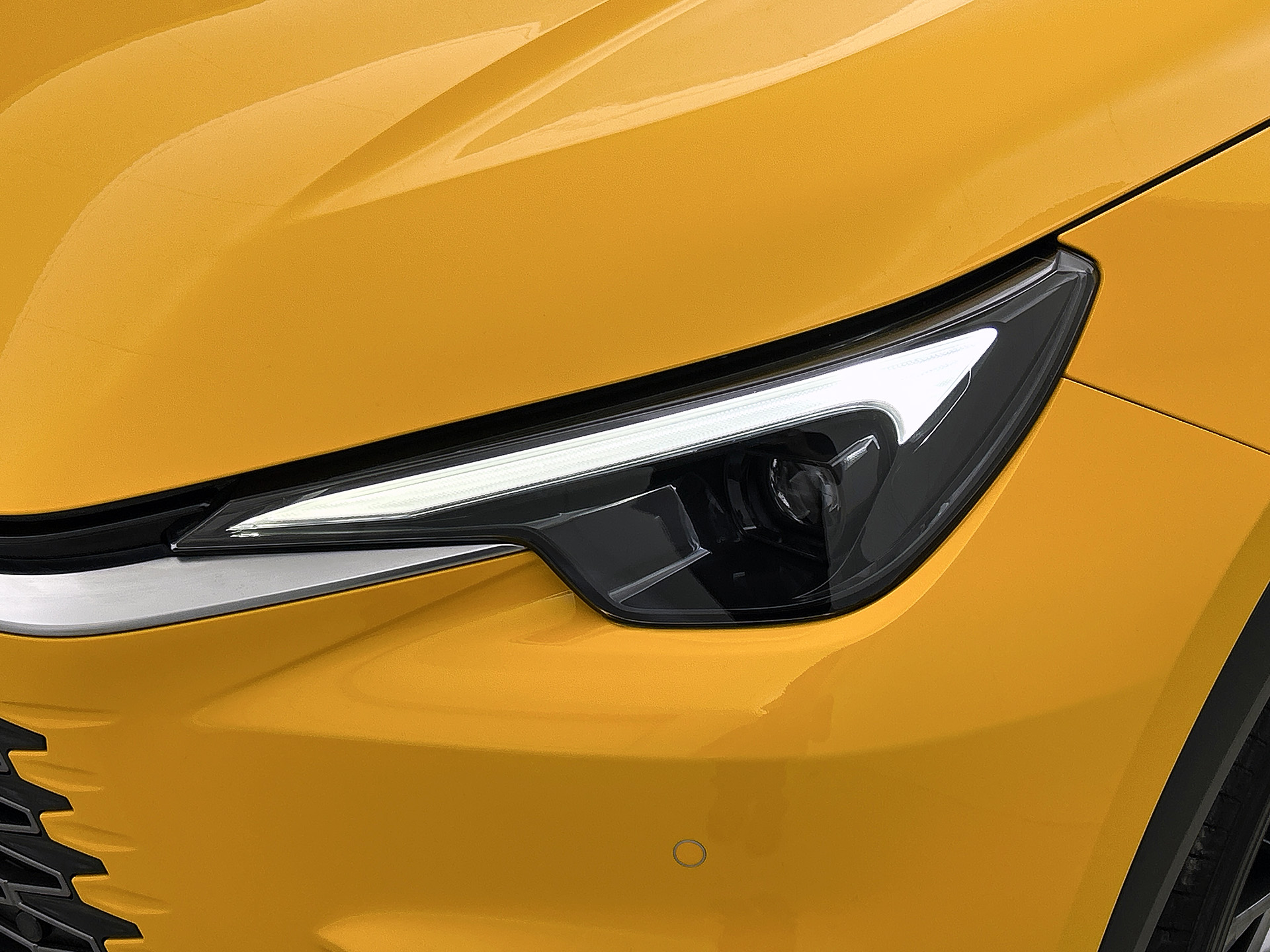 Foto van Lexus Lexus LBX