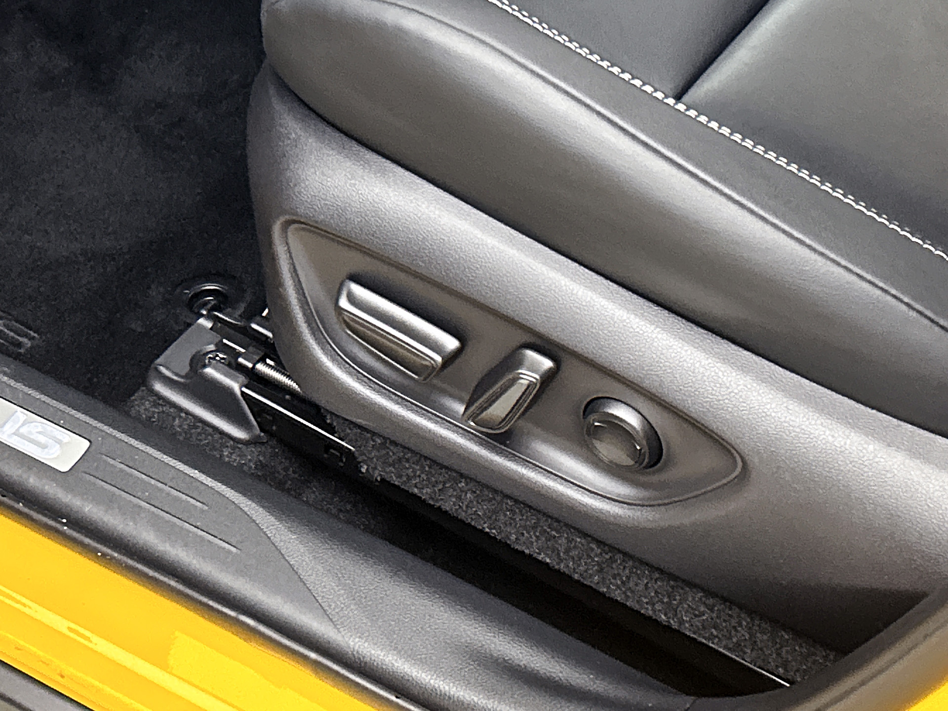 Foto van Lexus Lexus LBX