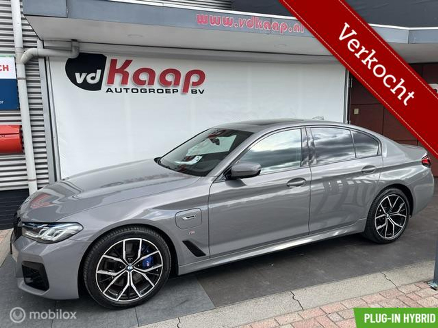 BMW 5-serie 545e xDrive High Executive Edition M-sport 2021 - voorkant