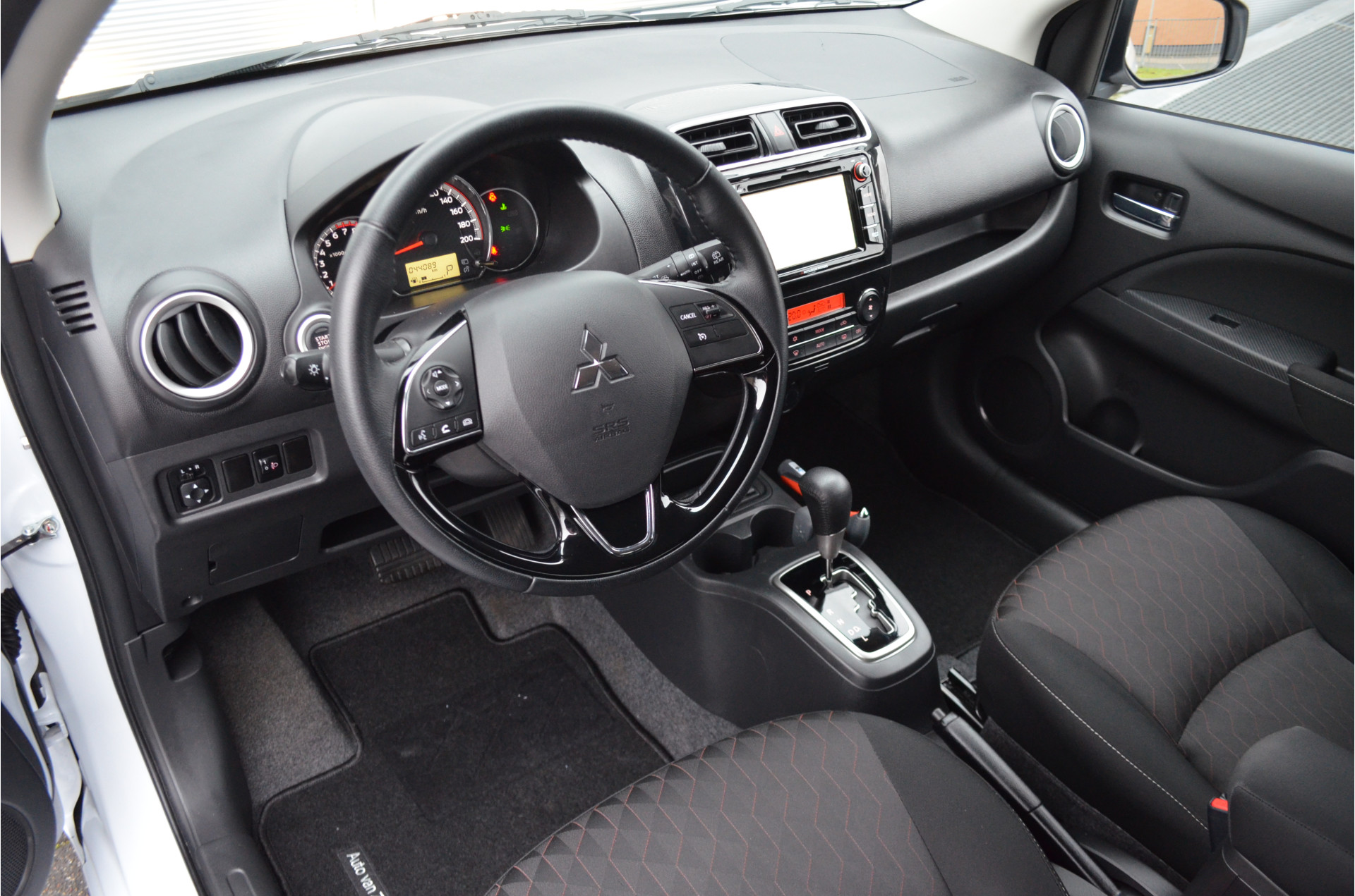 Foto van Mitsubishi Space Star