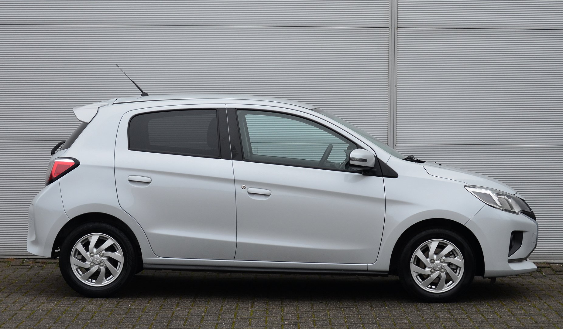 Foto van Mitsubishi Space Star
