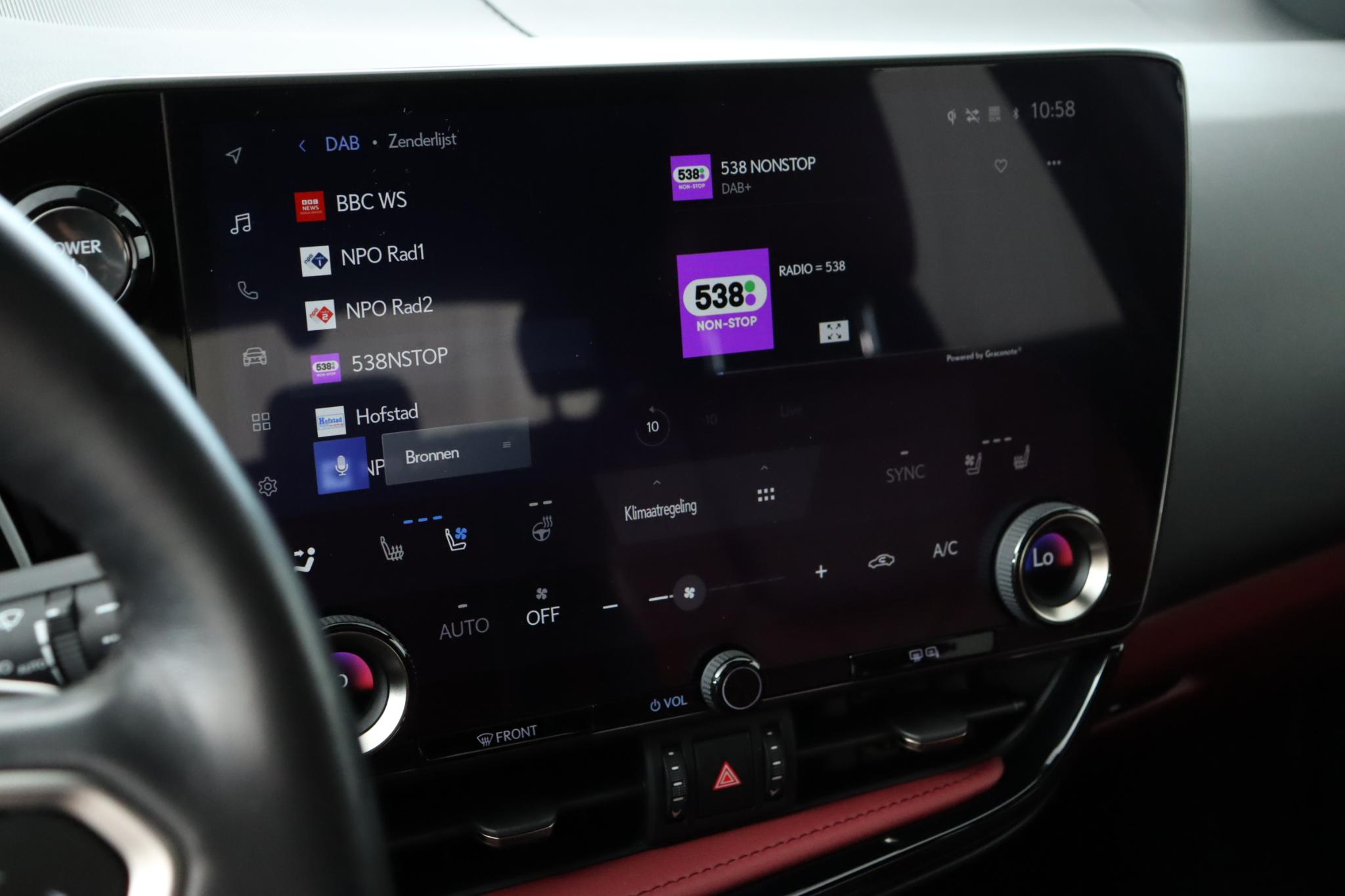 Foto van Lexus Lexus Nx450h+