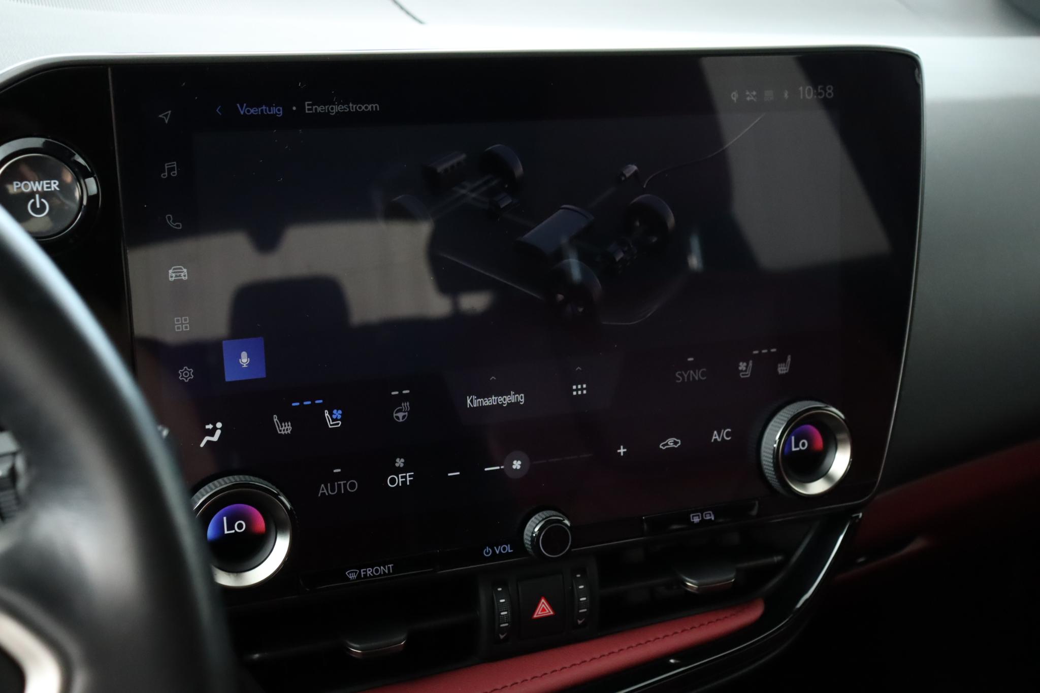 Foto van Lexus Lexus Nx450h+