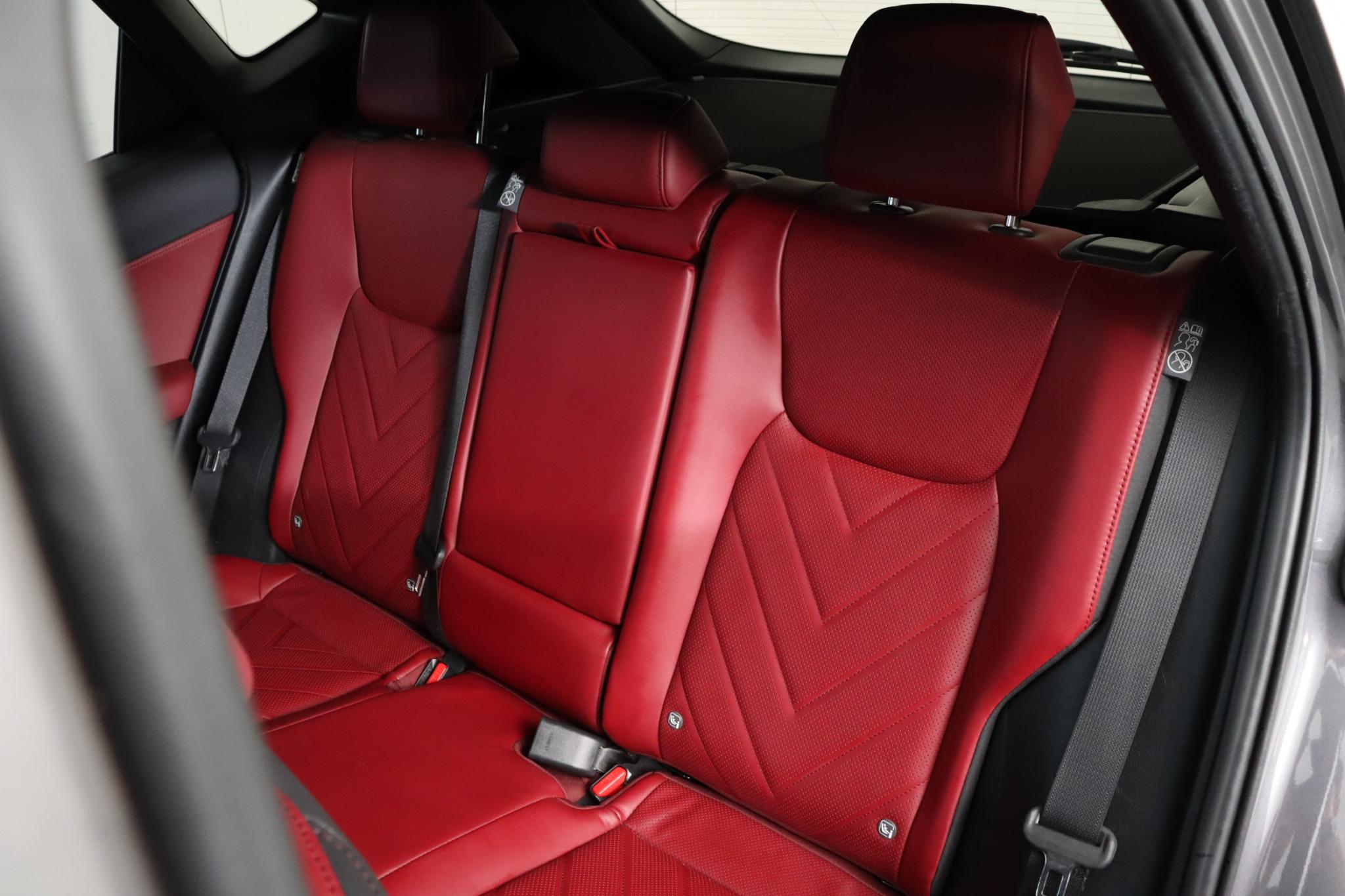 Foto van Lexus Lexus Nx450h+