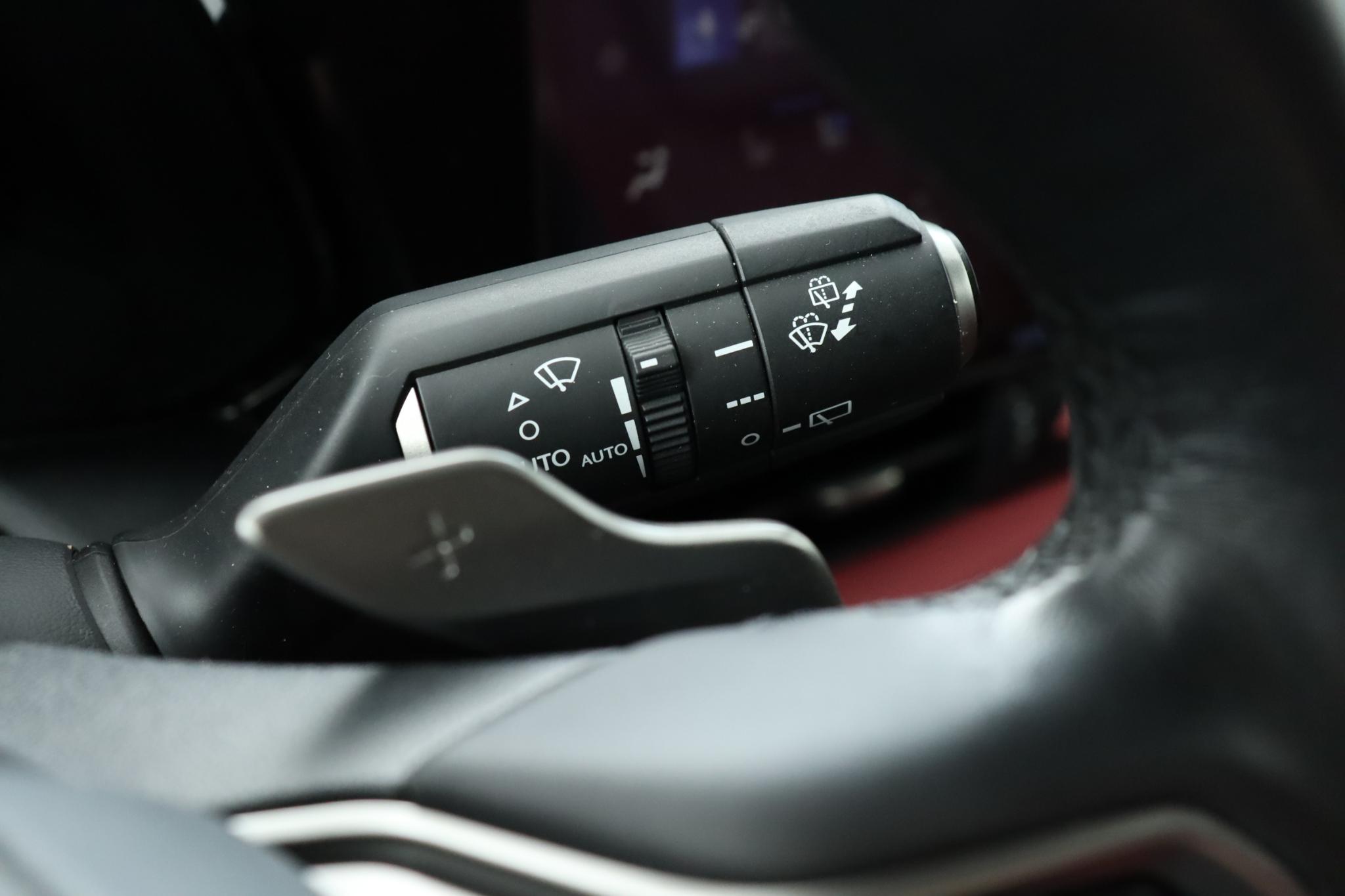 Foto van Lexus Lexus Nx450h+