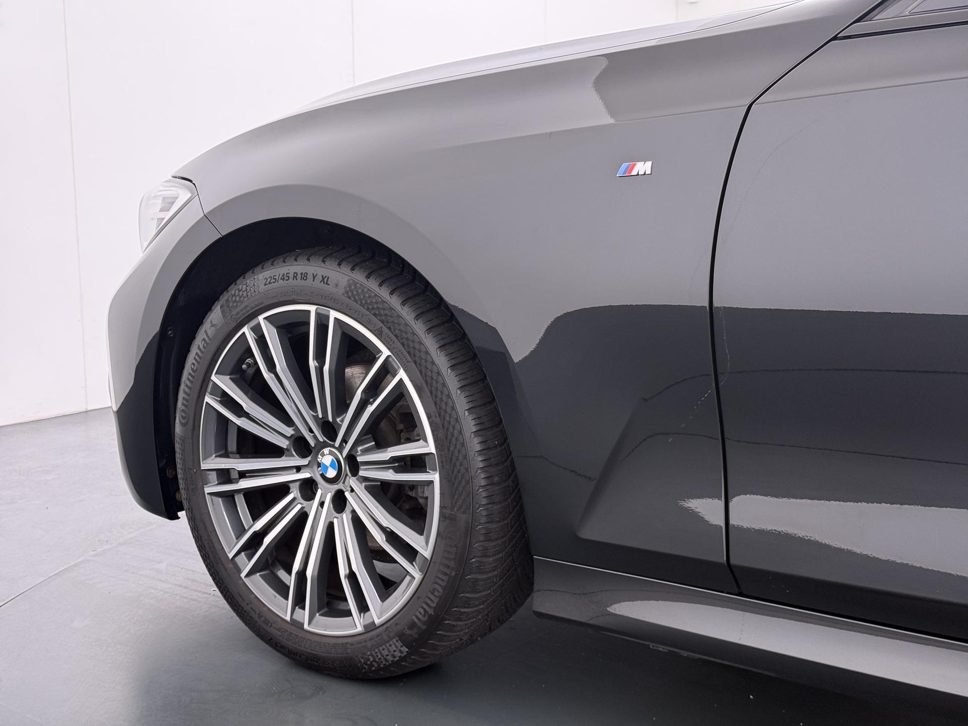 Foto van BMW 318i