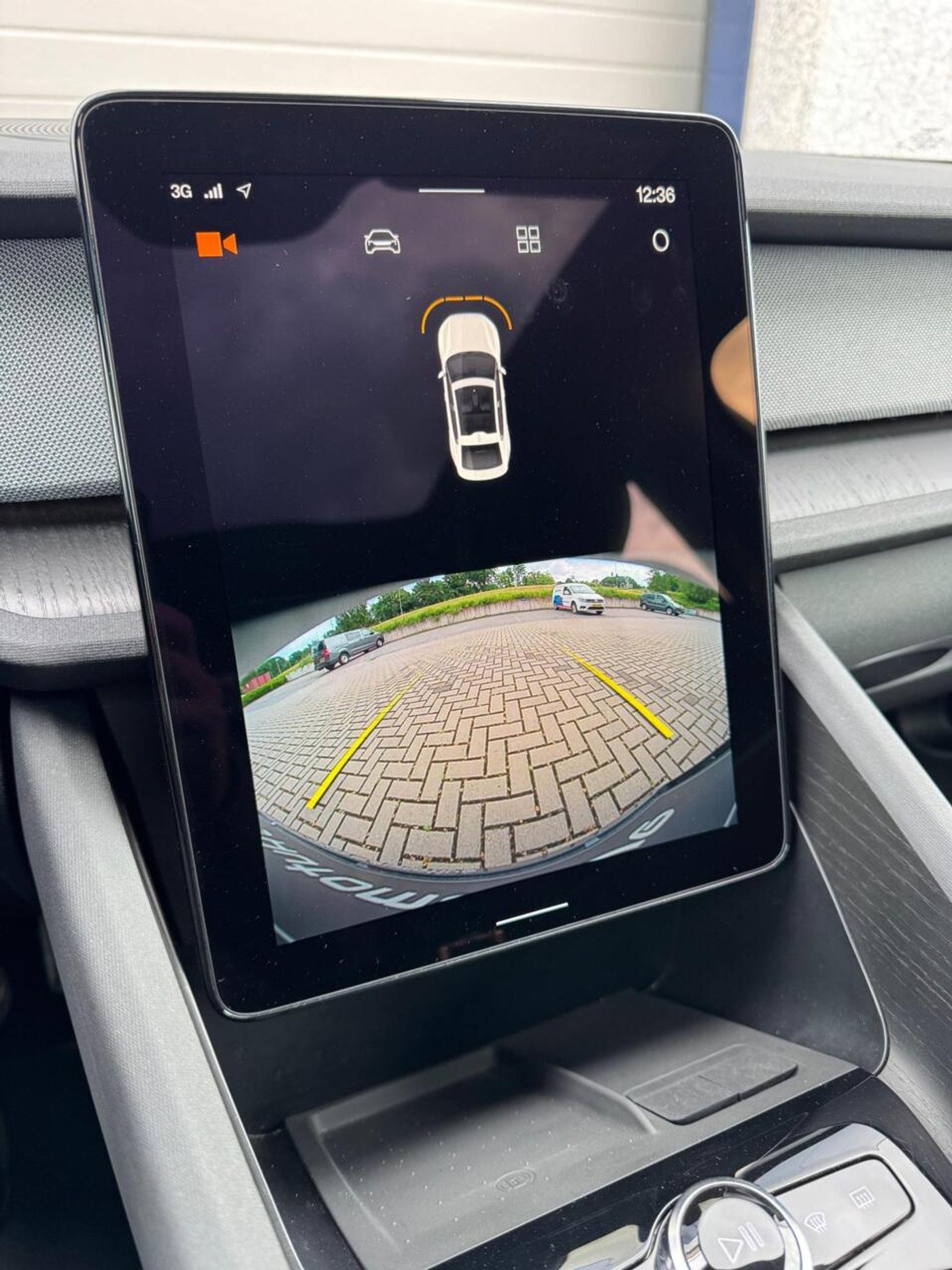 Foto van Polestar 2