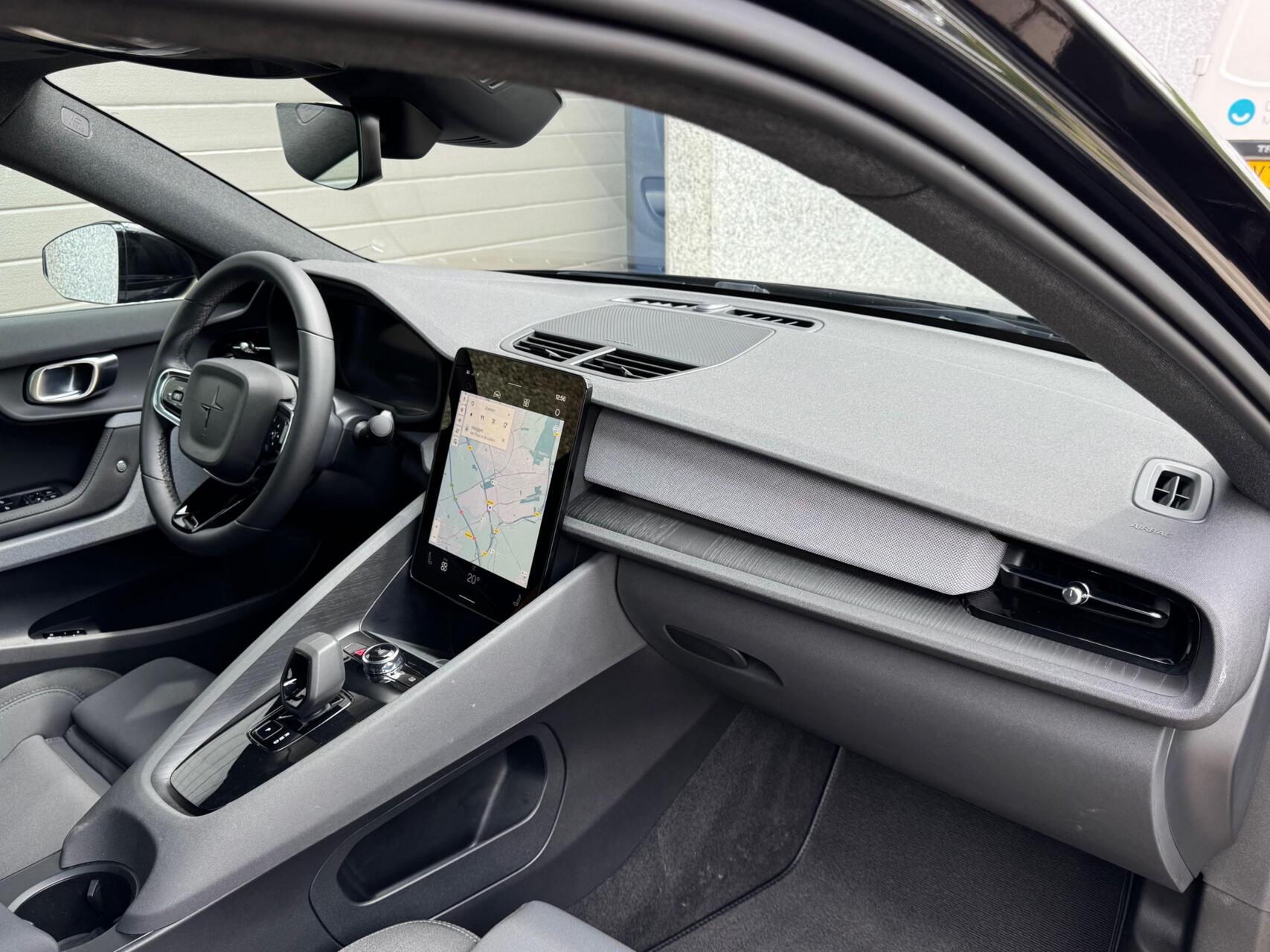 Foto van Polestar 2