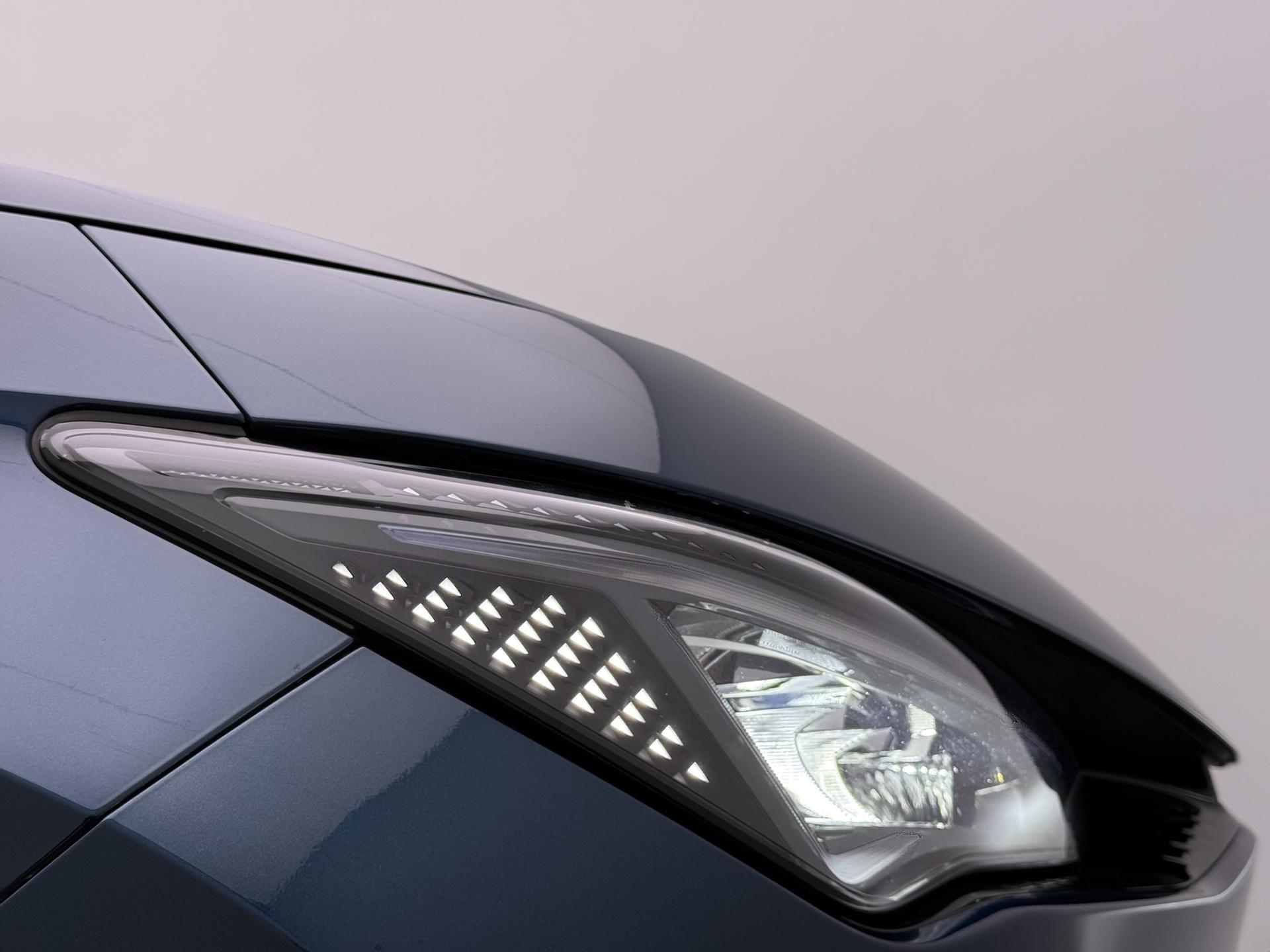 Foto van Cupra Born 150 KW 58/62 KWH