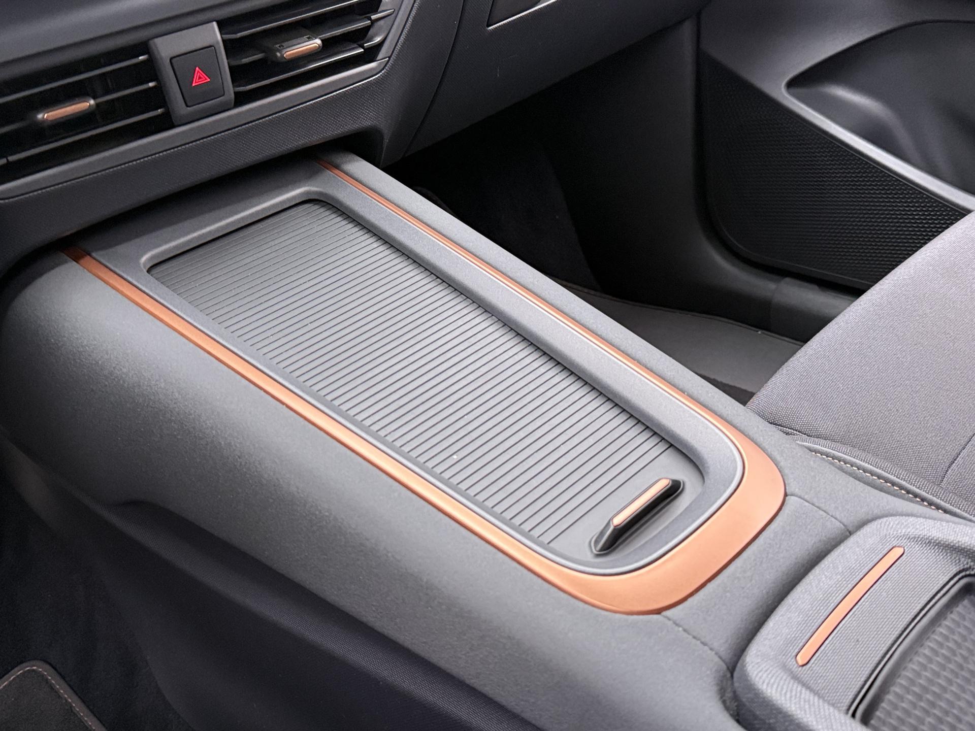 Foto van Cupra Born 150 KW 58/62 KWH