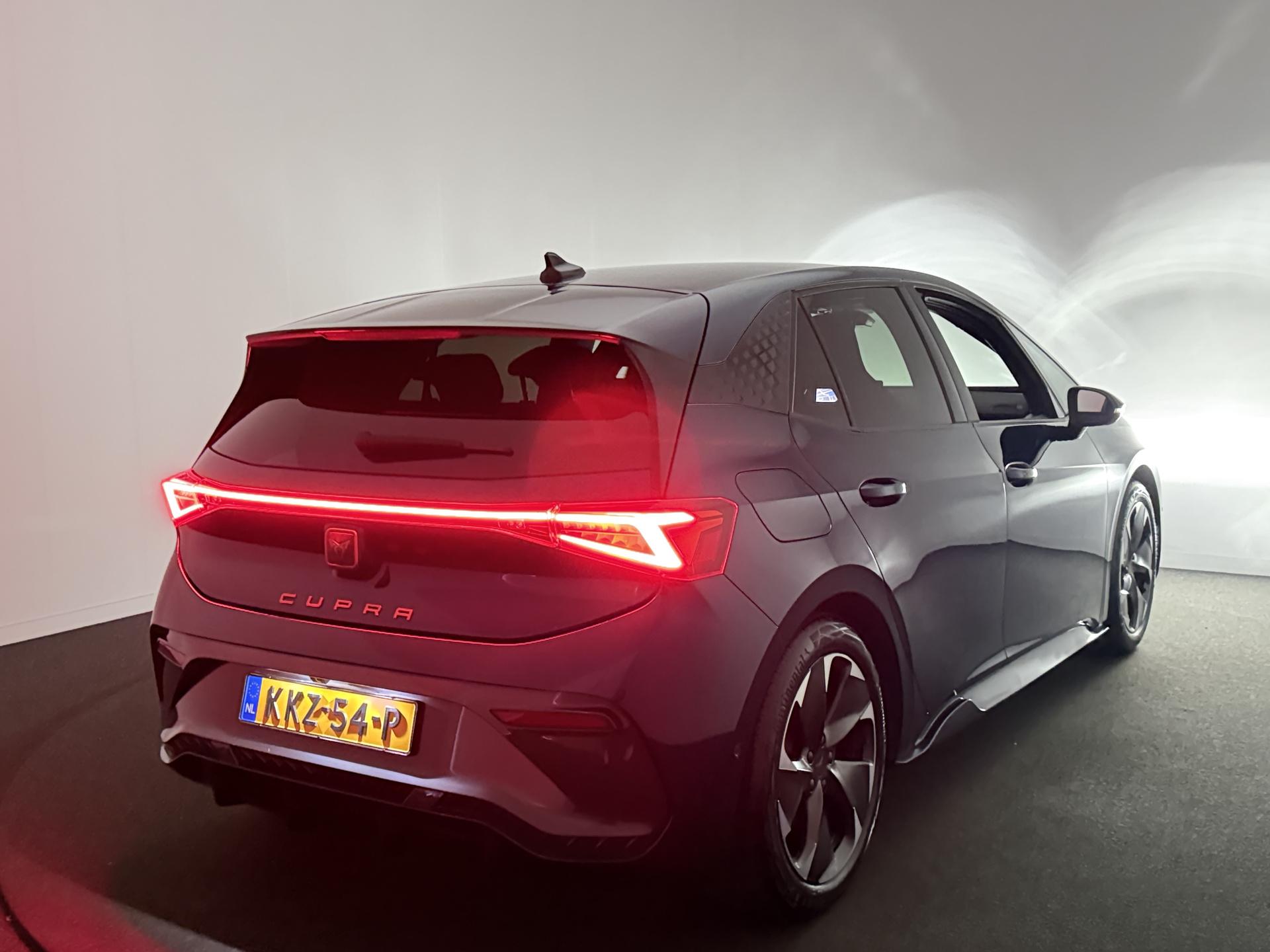 Foto van Cupra Born 150 KW 58/62 KWH