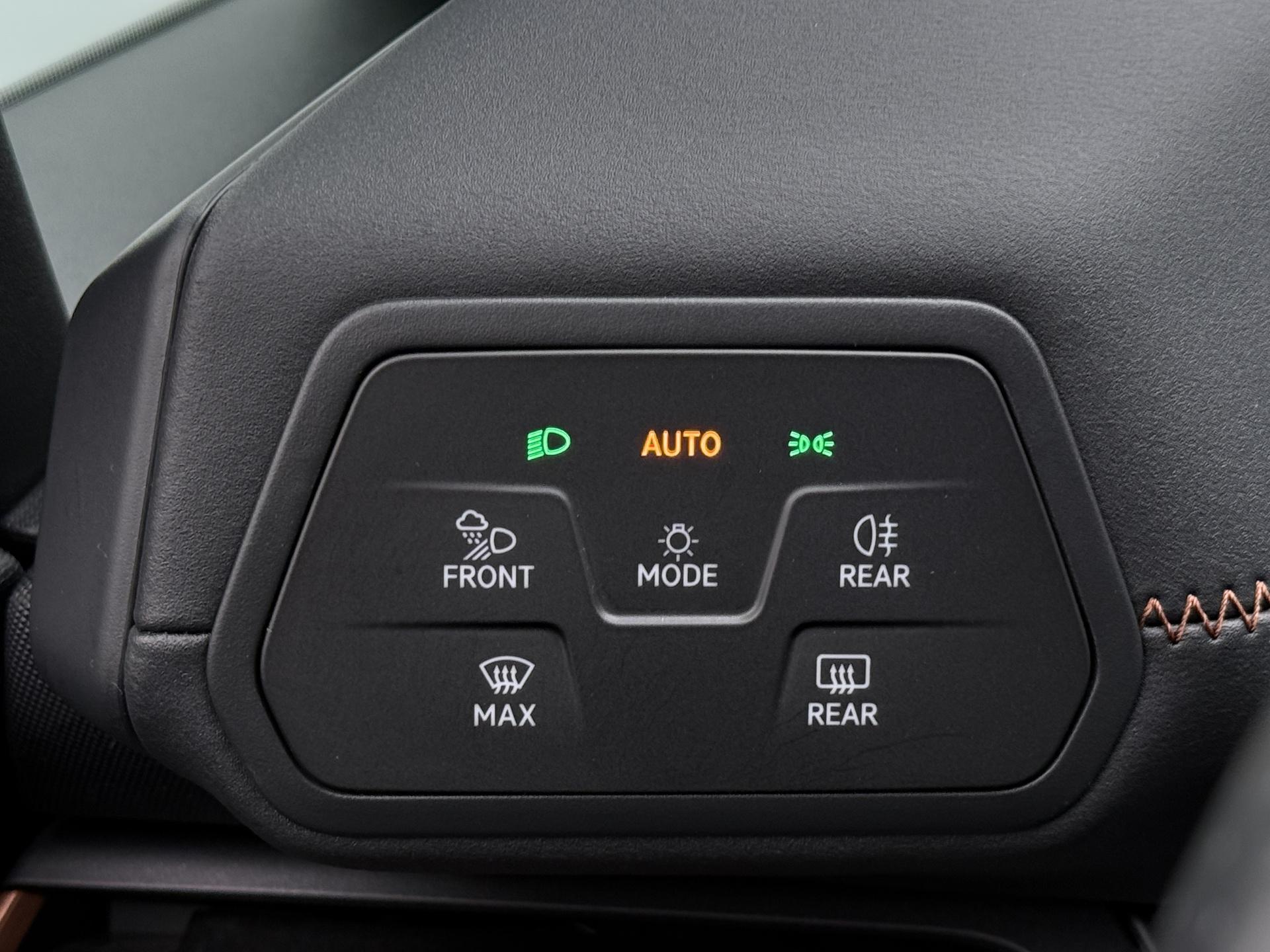 Foto van Cupra Born 150 KW 58/62 KWH