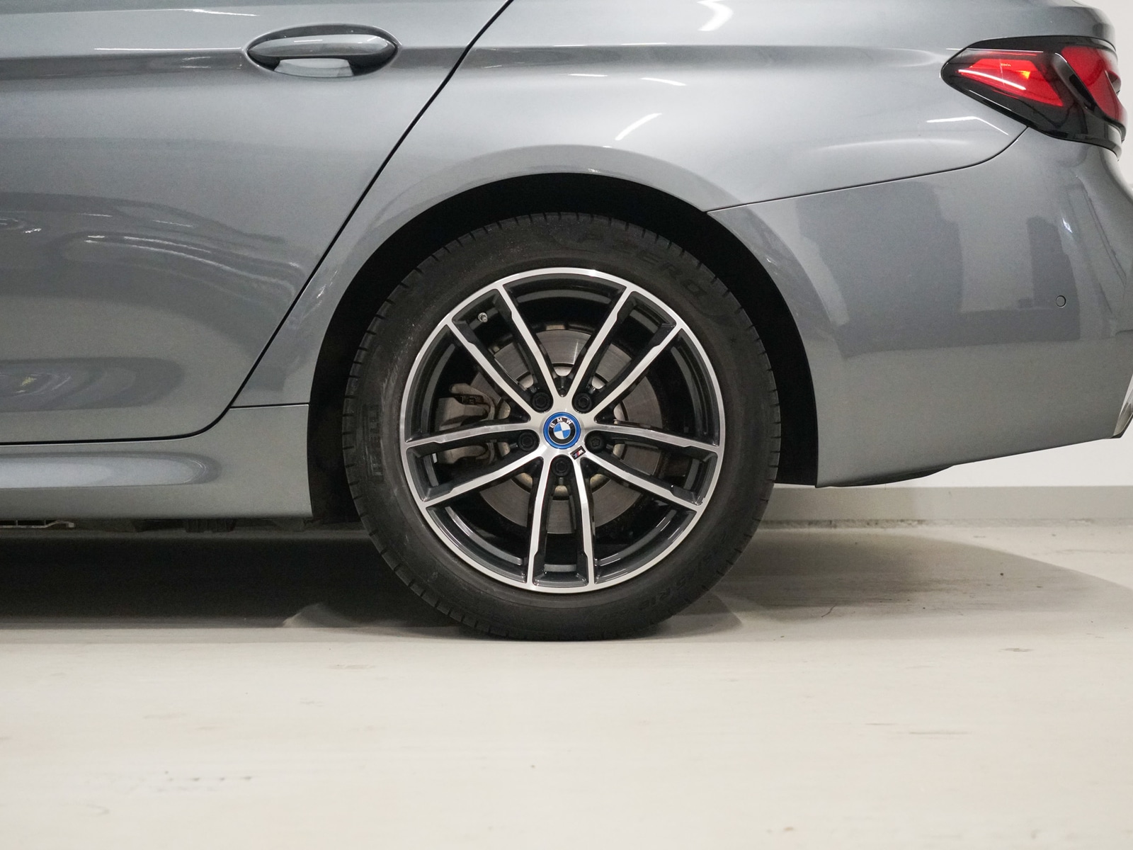 Foto van BMW 530e