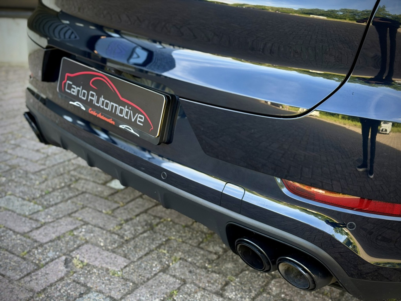 Foto van Porsche Cayenne Turbo S E-hybrid