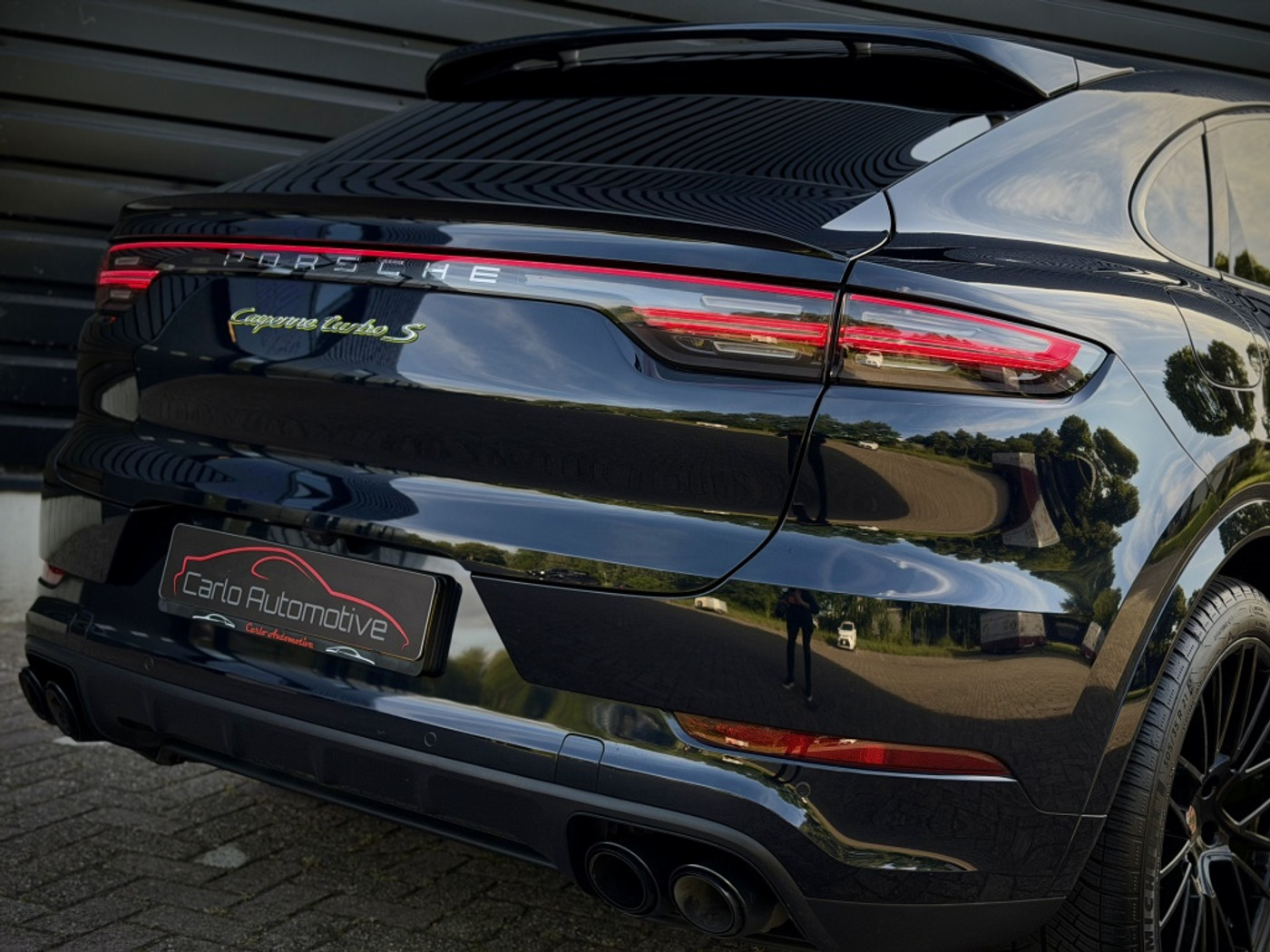 Foto van Porsche Cayenne Turbo S E-hybrid