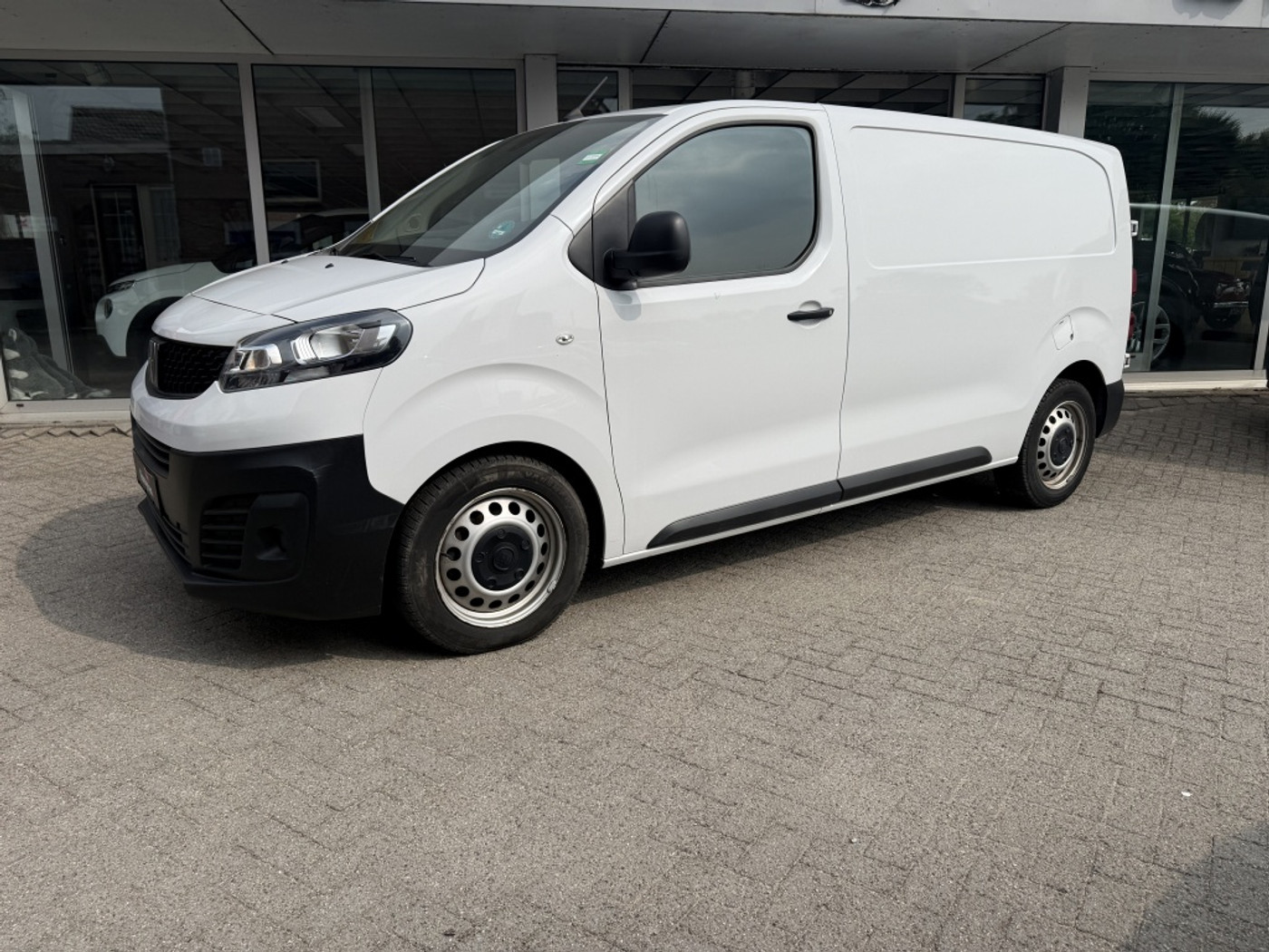 Fiat Scudo 2.0 MultiJet L2H1 2023 - voorkant