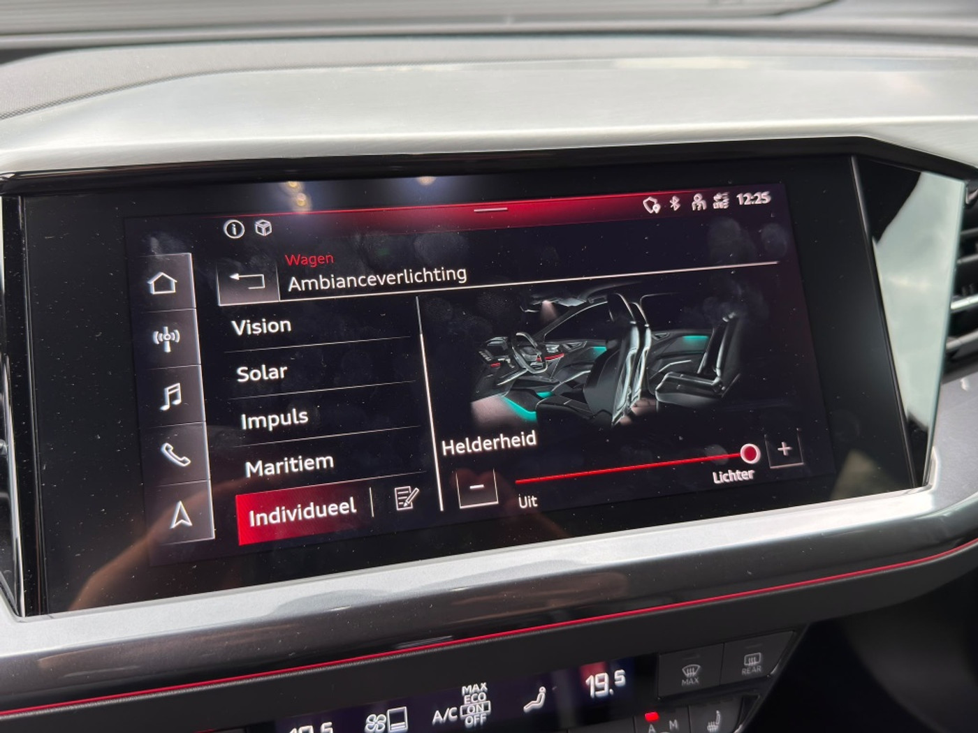Foto van Audi Q4 40 E-tron