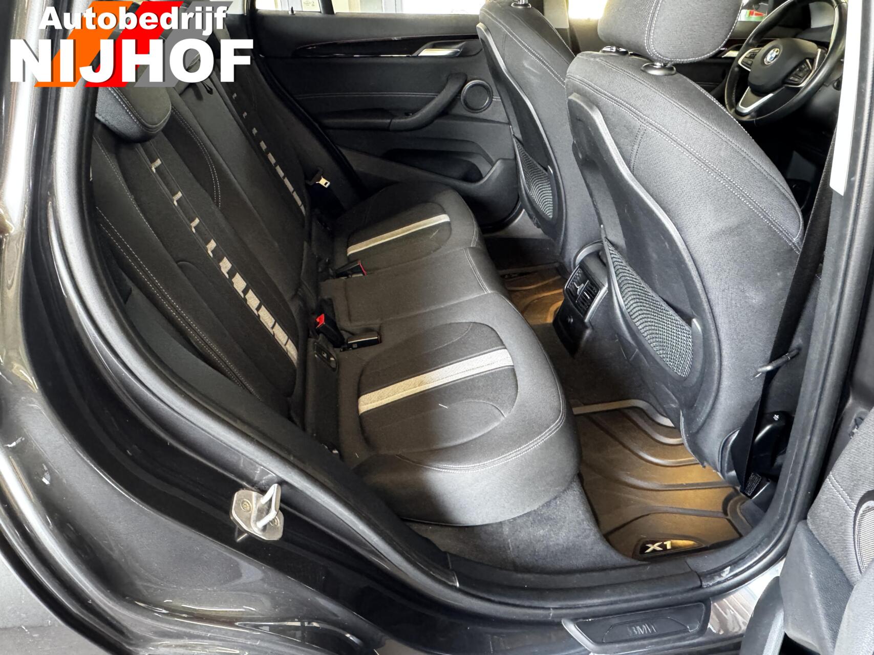 Foto van BMW X1 Sdrive18i