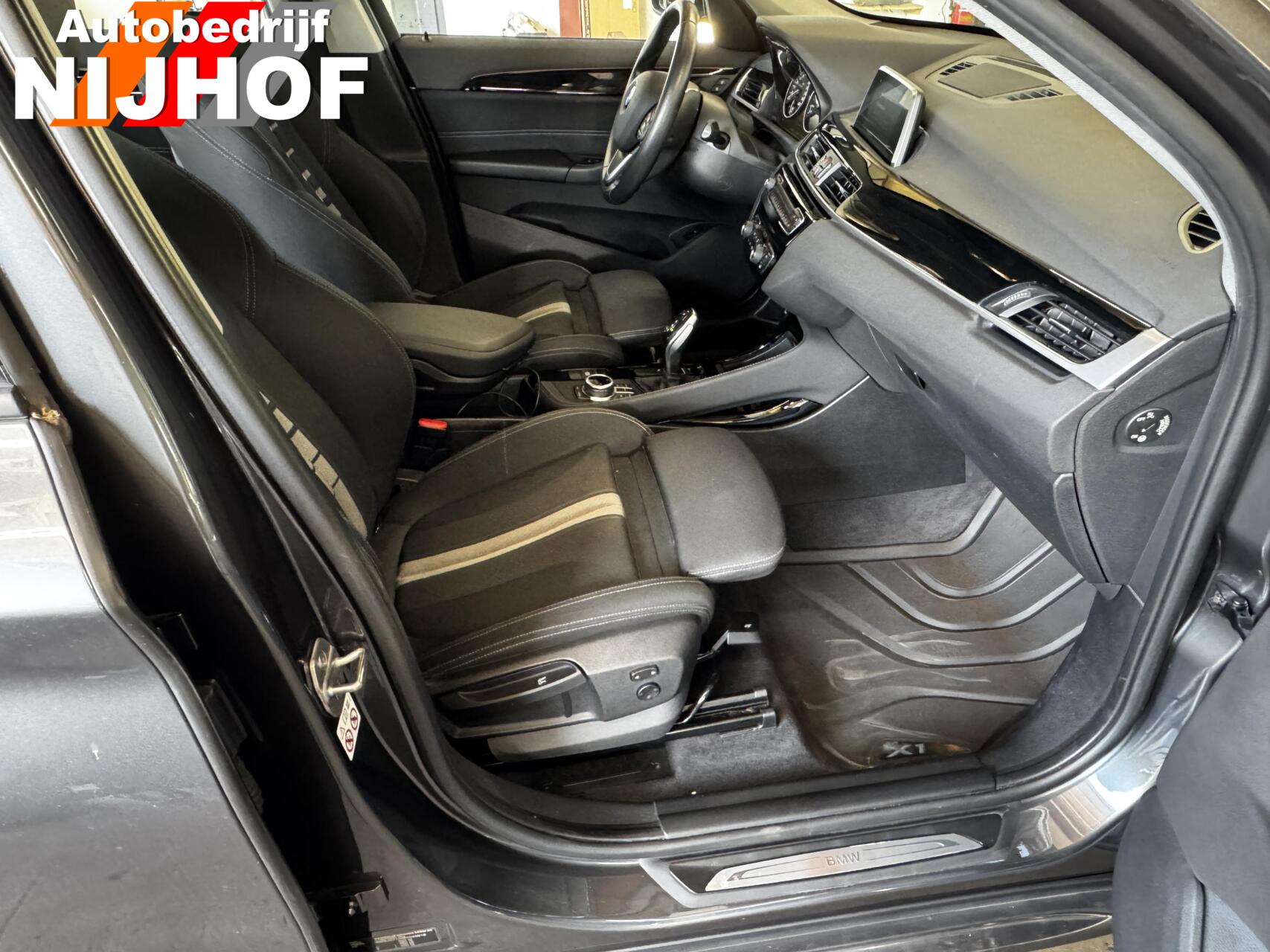 Foto van BMW X1 Sdrive18i