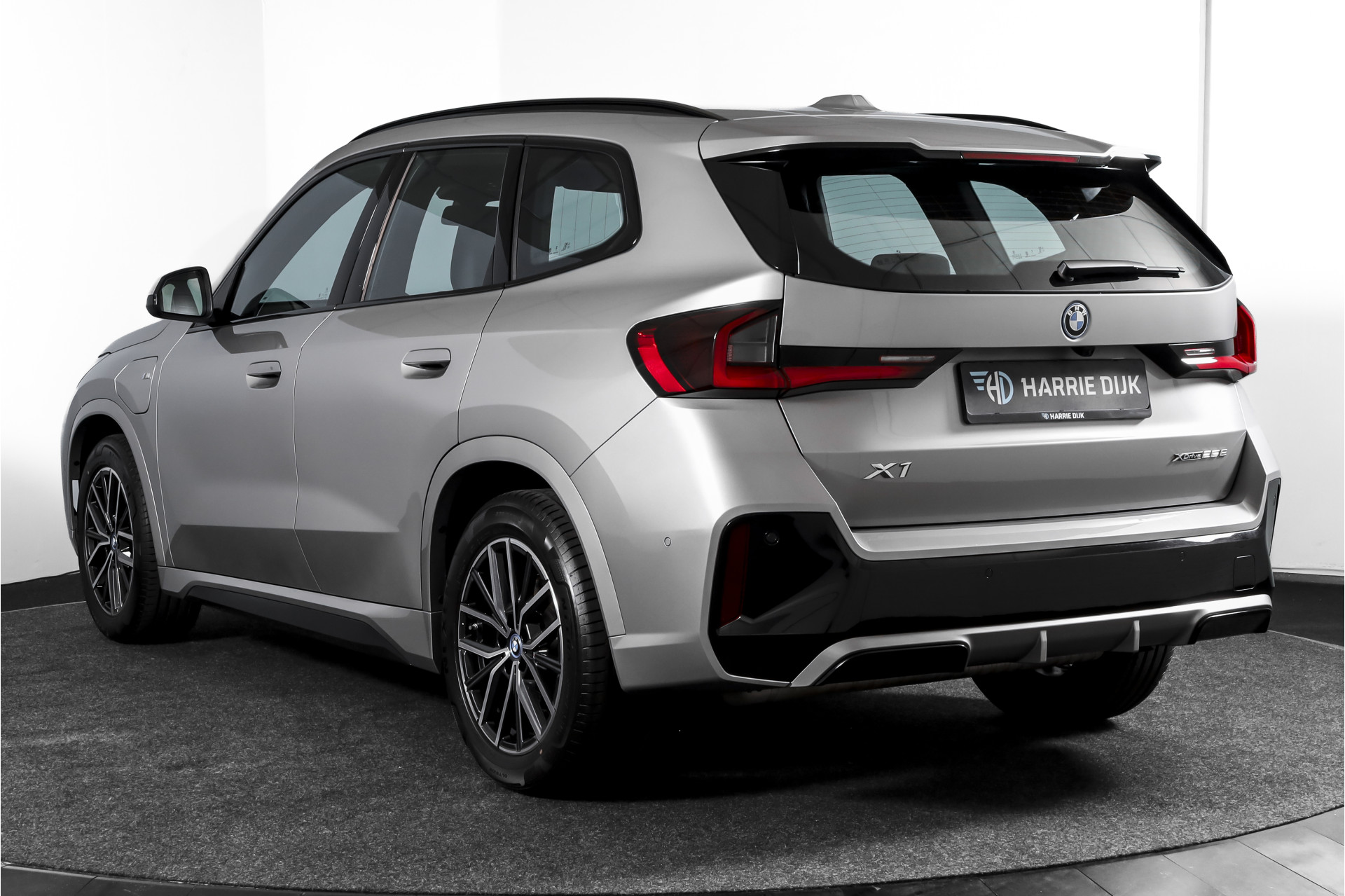 Foto van BMW X1 Xdrive25e