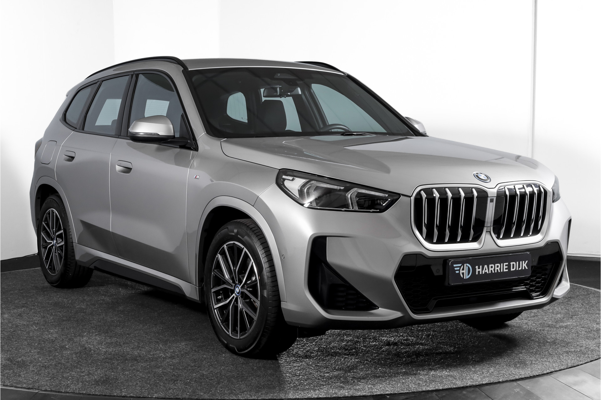 Foto van BMW X1 Xdrive25e