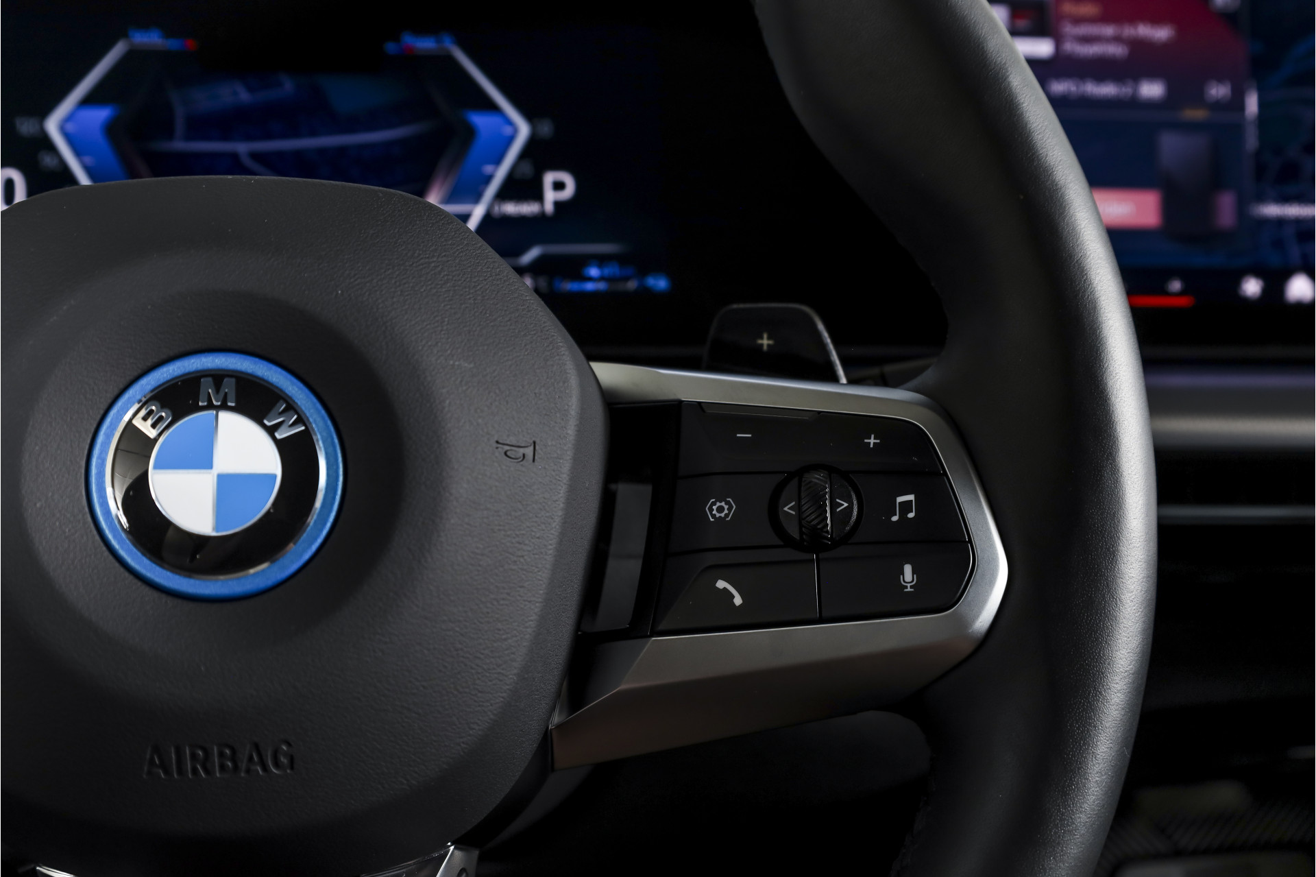Foto van BMW X1 Xdrive25e