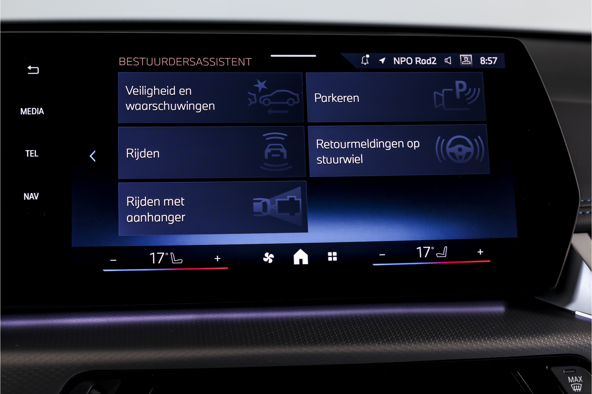 Foto van BMW X1 Xdrive25e