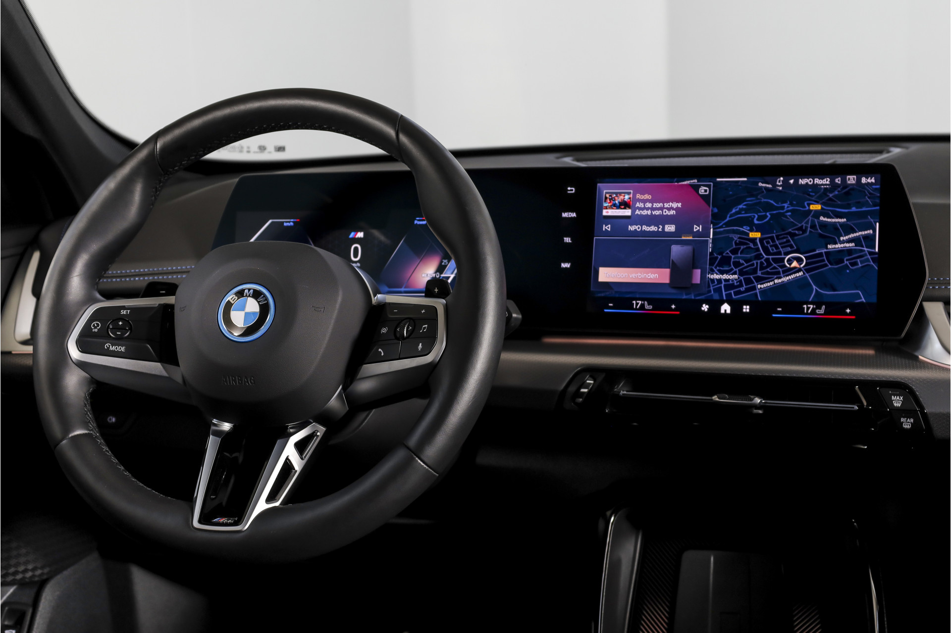 Foto van BMW X1 Xdrive25e