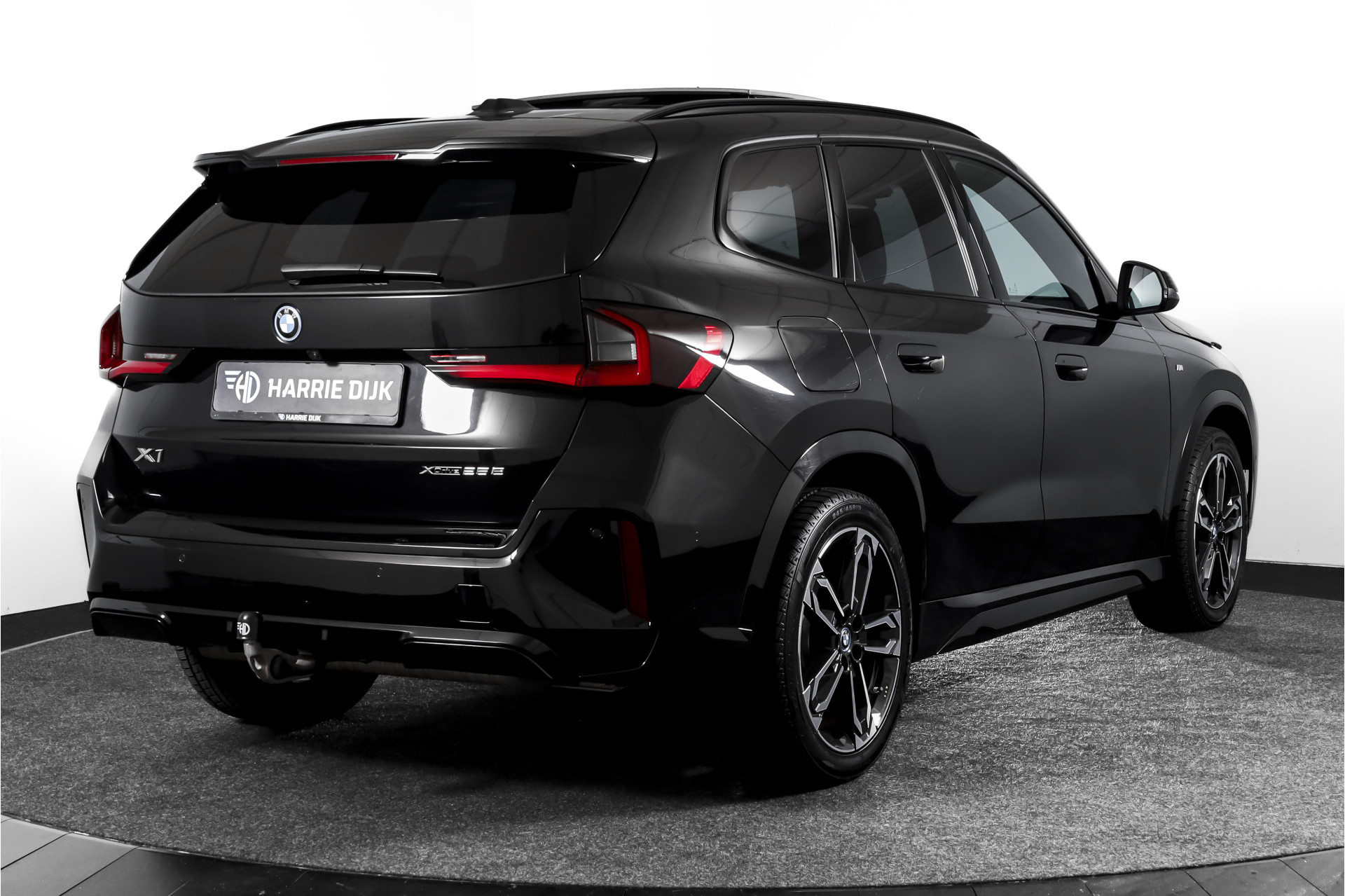 Foto van BMW X1 Xdrive25e