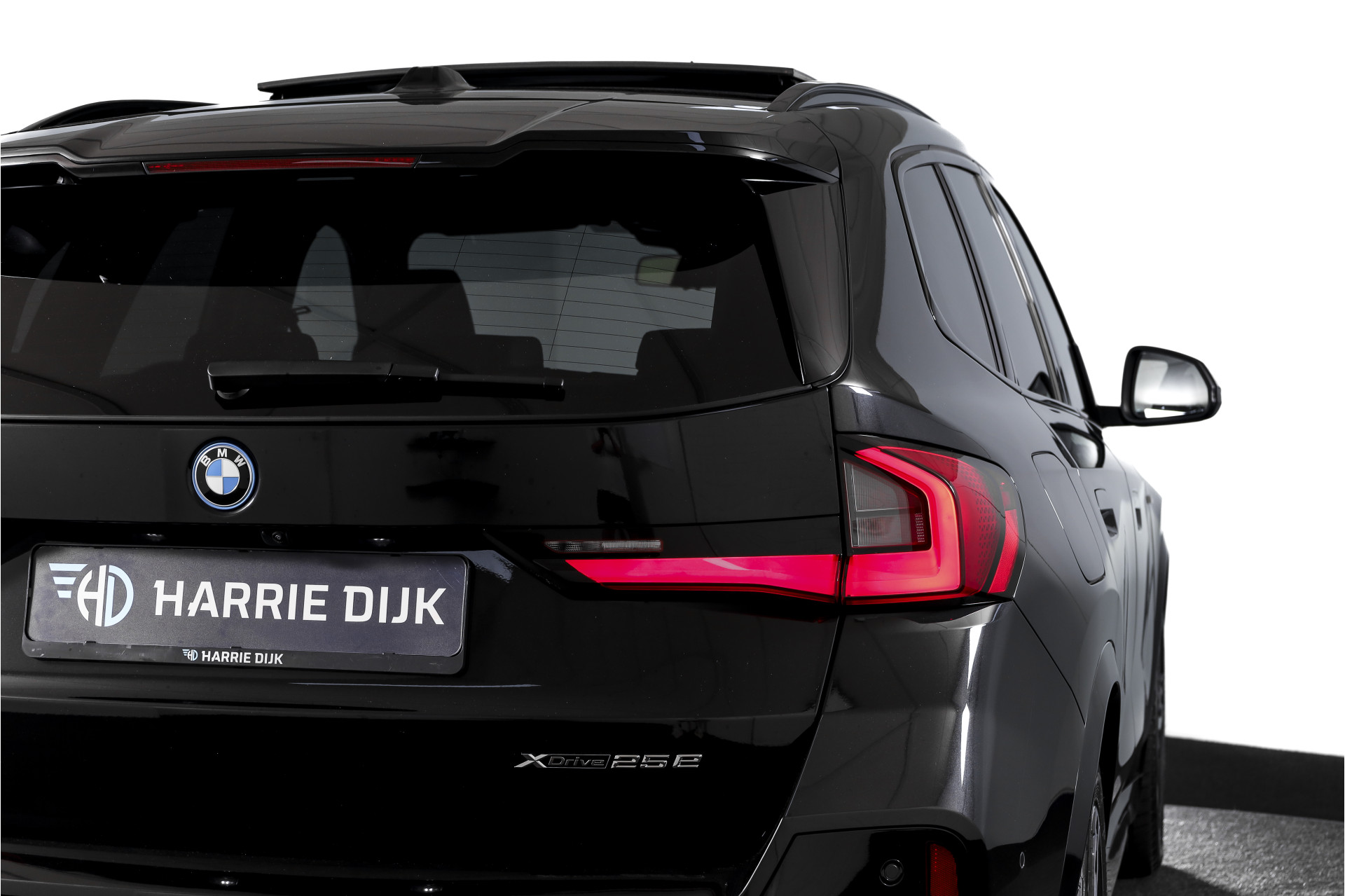 Foto van BMW X1 Xdrive25e