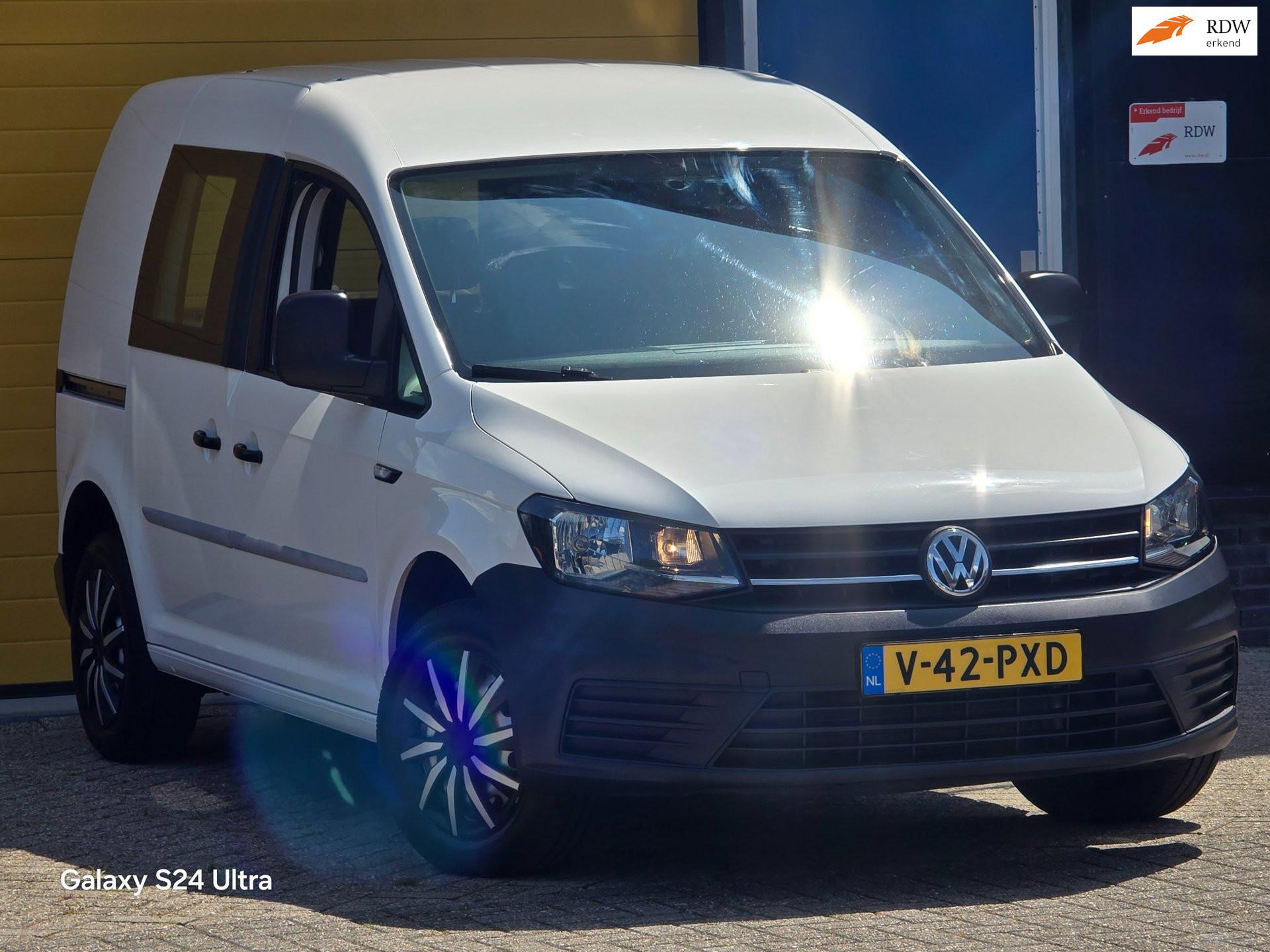 Volkswagen Caddy 2.0 TDI L1H1 BMT Comfortline / Airco / Cruise Control / Pdc / Schuifdeur / Nette Staat / Euro 6 2019 - voorkant
