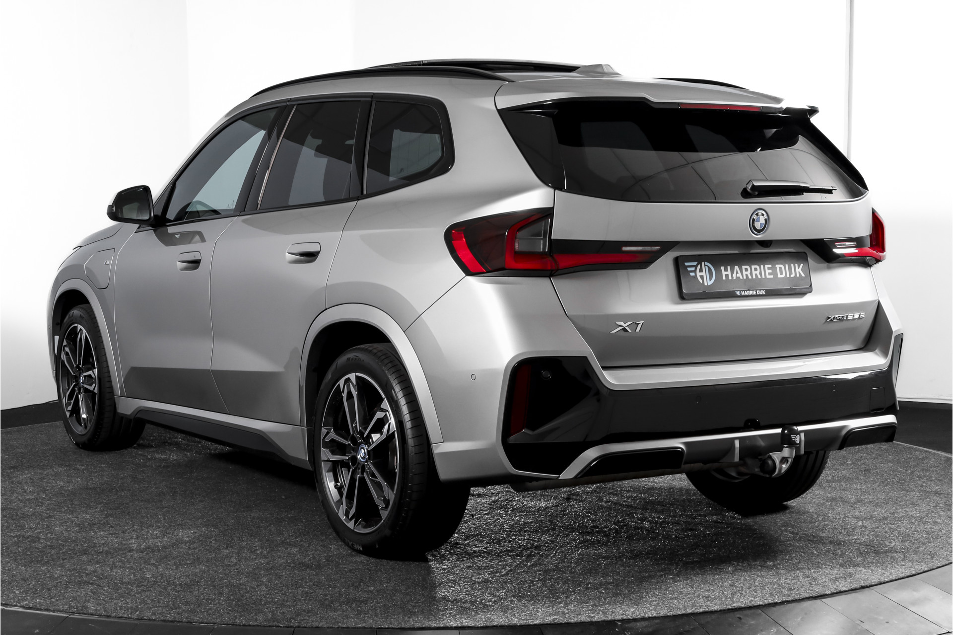 Foto van BMW X1 Xdrive25e