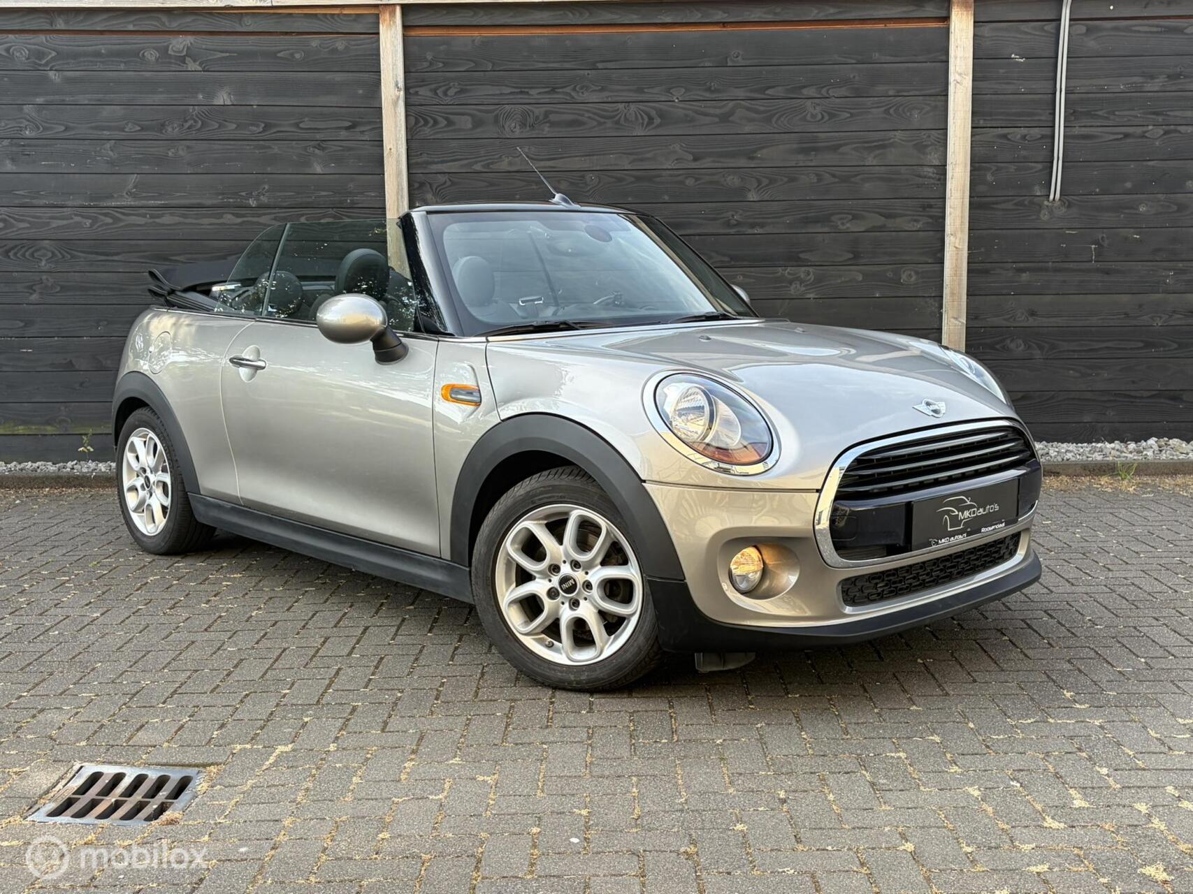 Foto van Mini Cabrio