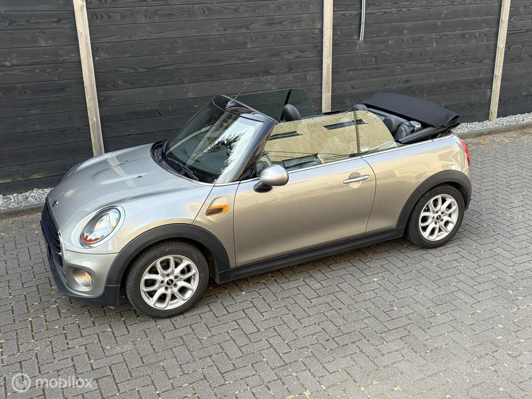 Foto van Mini Cabrio