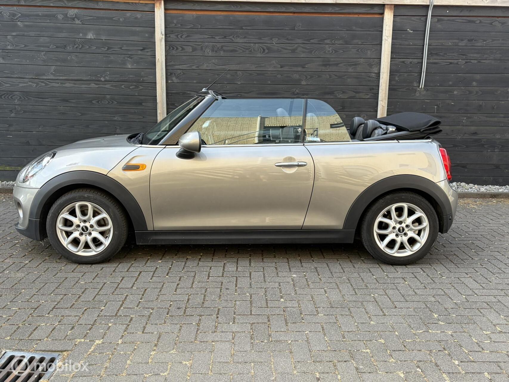 Foto van Mini Cabrio