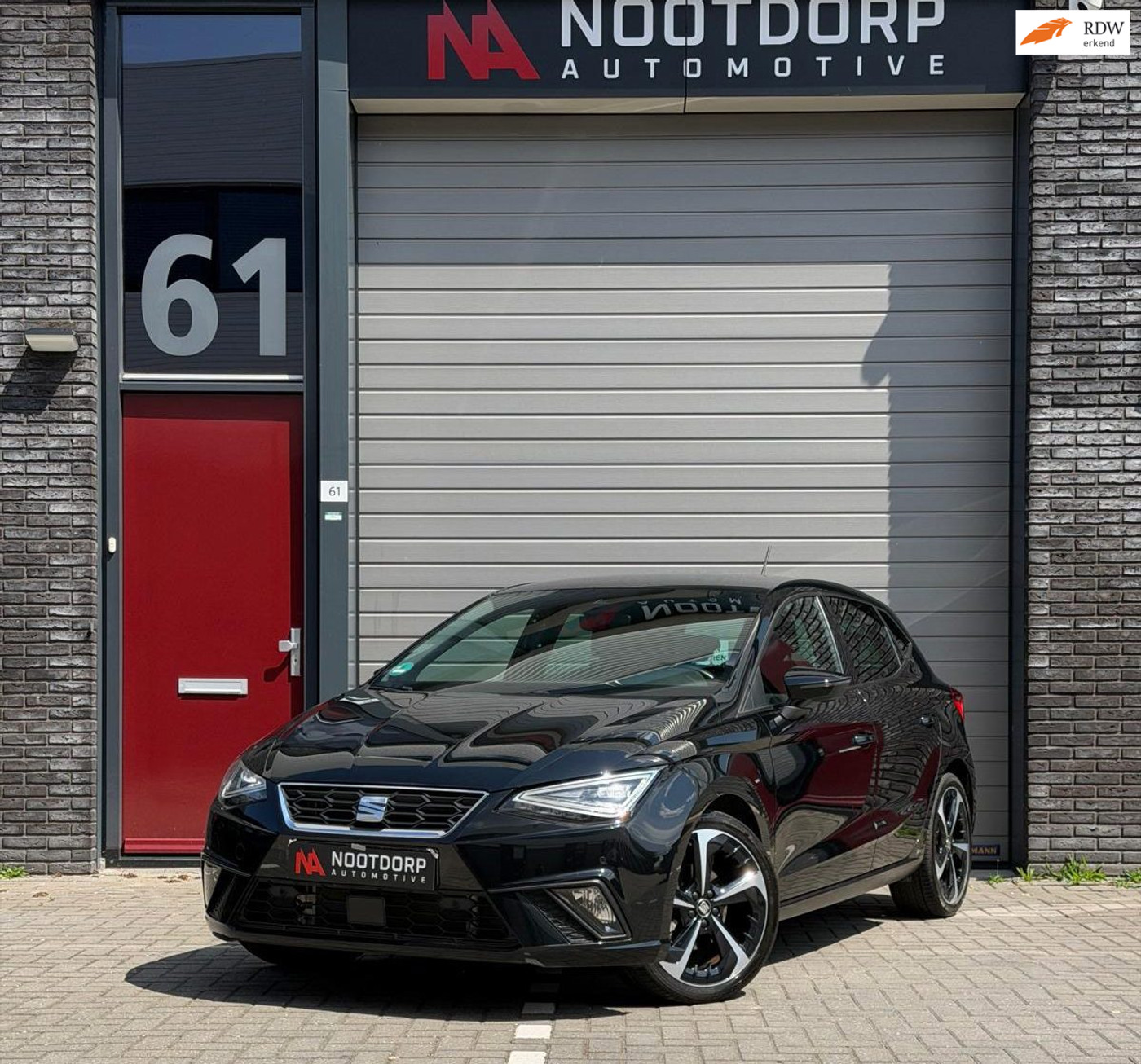 Seat Ibiza 1.5 TSI FR/KEYLESS/CAMERA/FACELIFT/CARPLAY 2021 - voorkant