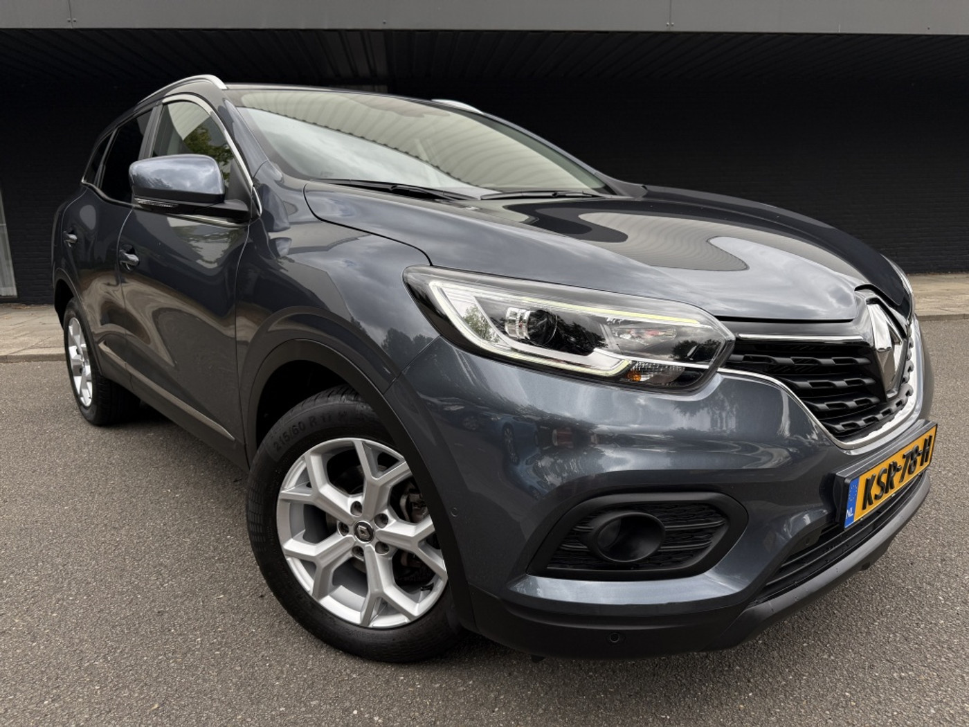Renault Kadjar 1.3 TCe Zen - 9400 aantoonbare kilometers! - 2020 - voorkant