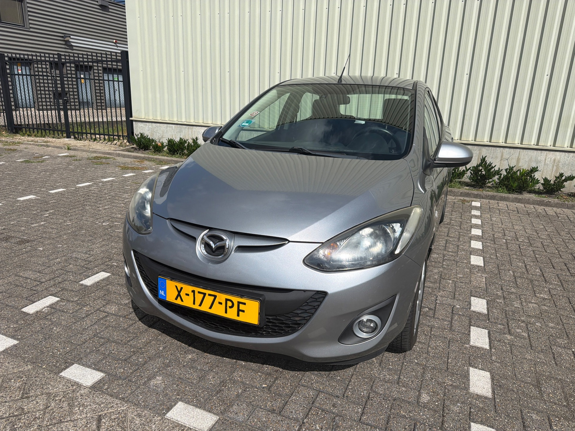 Mazda Mazda 2 1.3 TS|Airco|5deurs 2011 - voorkant