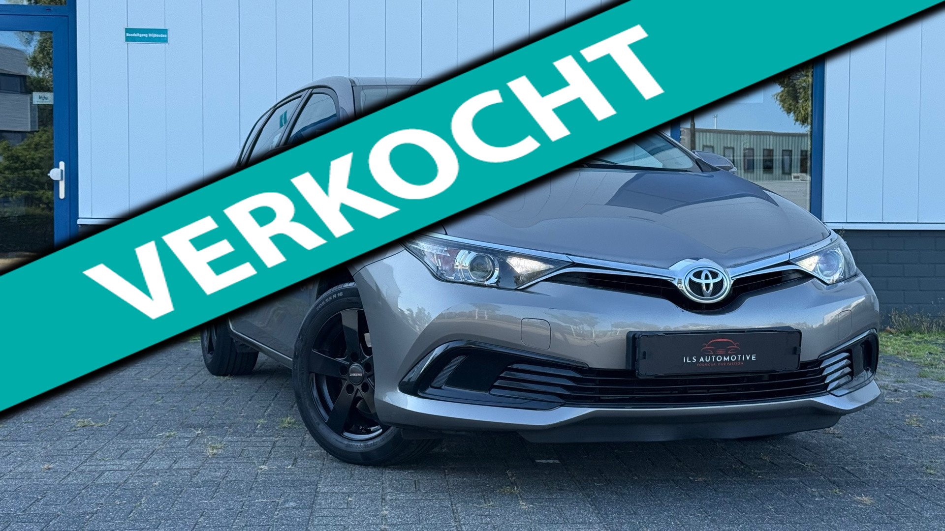 Toyota Auris 1.3 VVT-i Cool | 99PK | Airco | 94.313 KM 2015 - voorkant