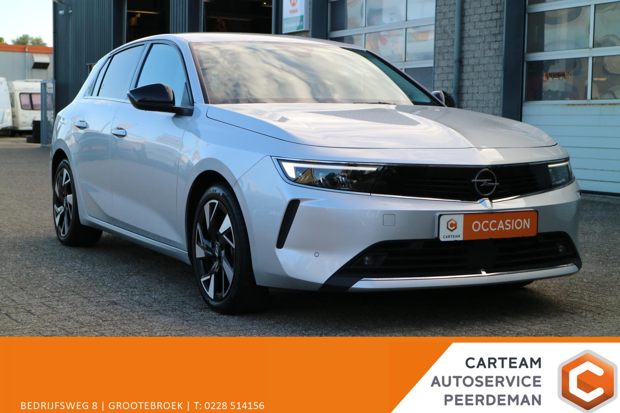 Opel Astra 1.6 Turbo Plug In Hybrid Ultimate 2022 - voorkant