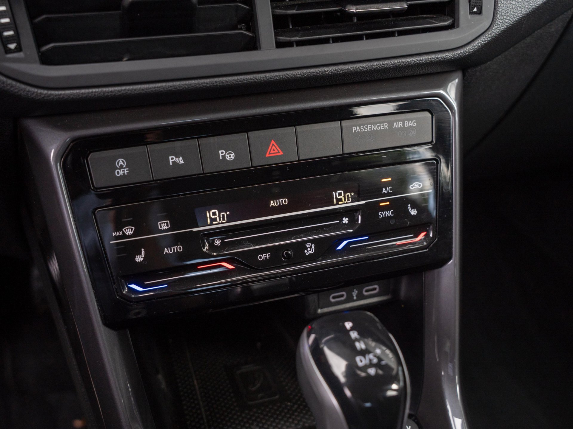 Foto van Volkswagen T-cross