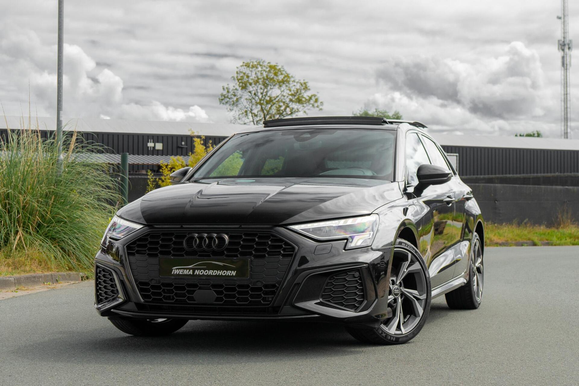 Audi A3 Sportback 40 TFSIe|Panoramadak|Camera|Diamond stitching|Stoel verw.|Sport stoelen|Keyless| 2023 - voorkant