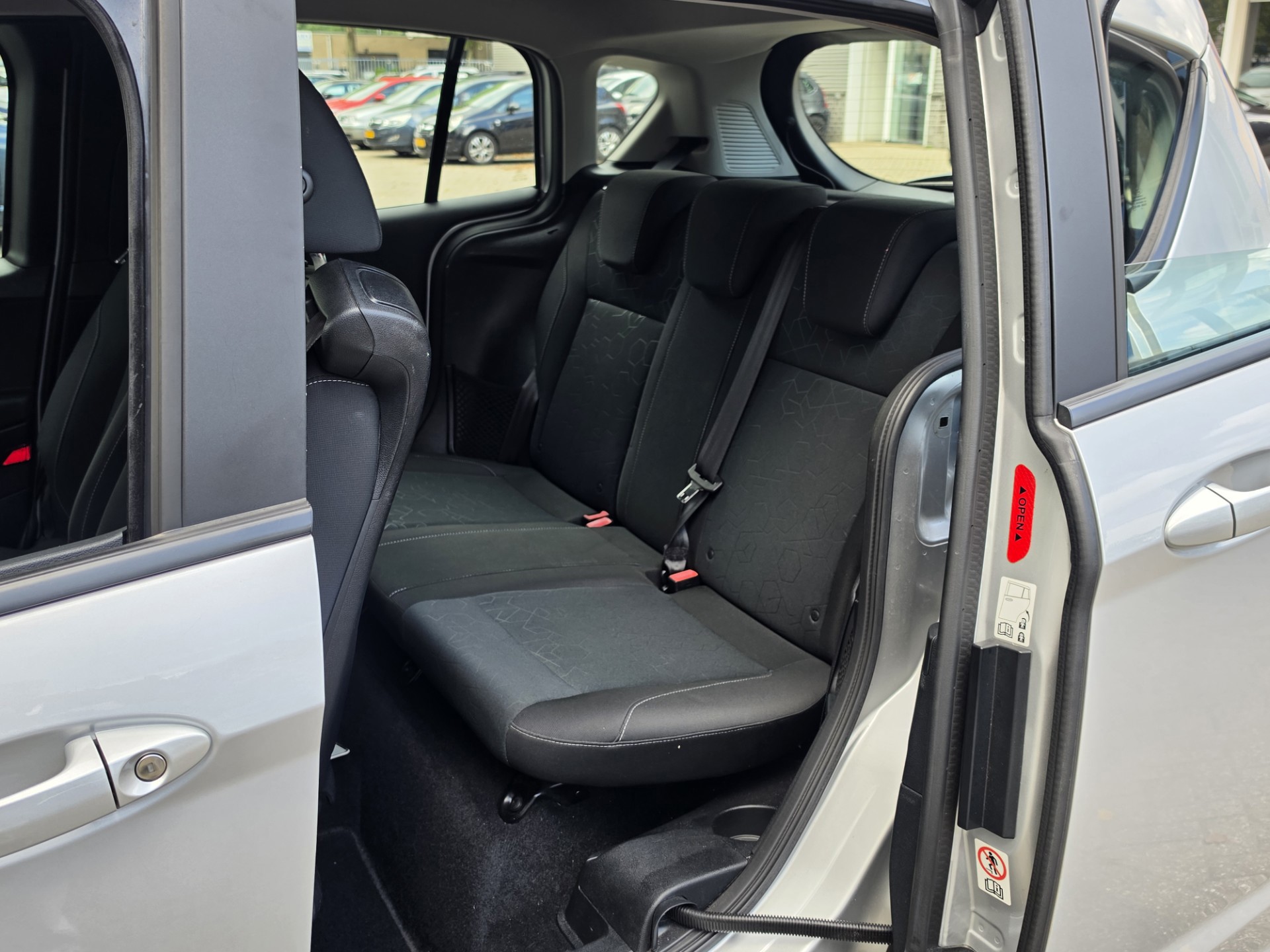 Foto van Ford B-max