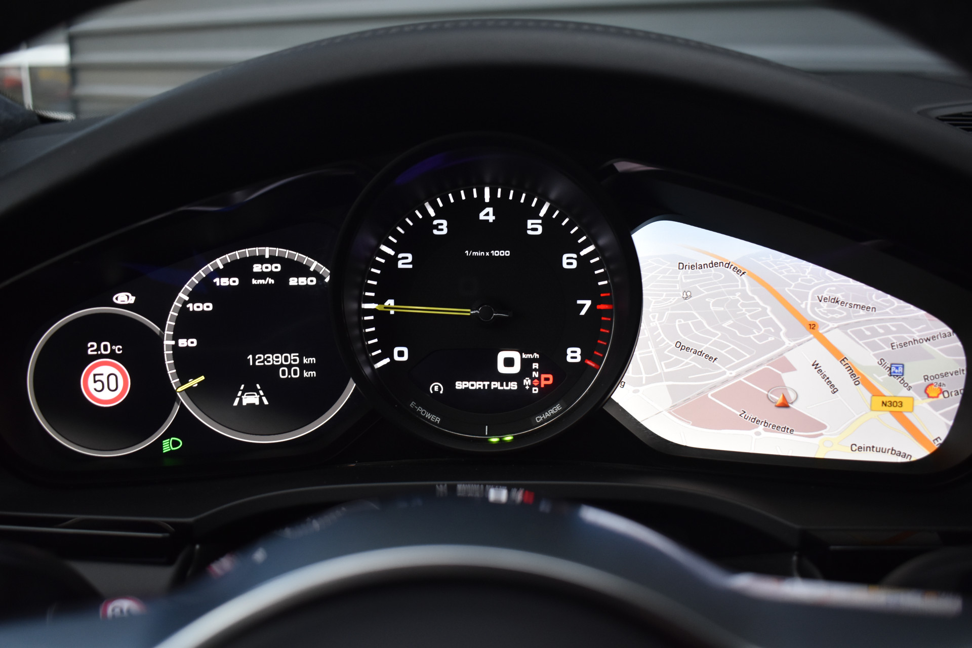 Foto van Porsche Cayenne E-hybrid