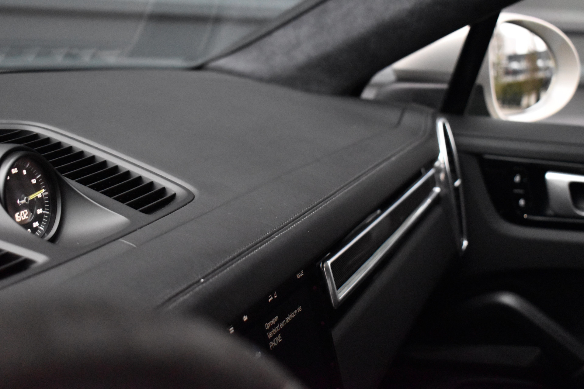Foto van Porsche Cayenne E-hybrid